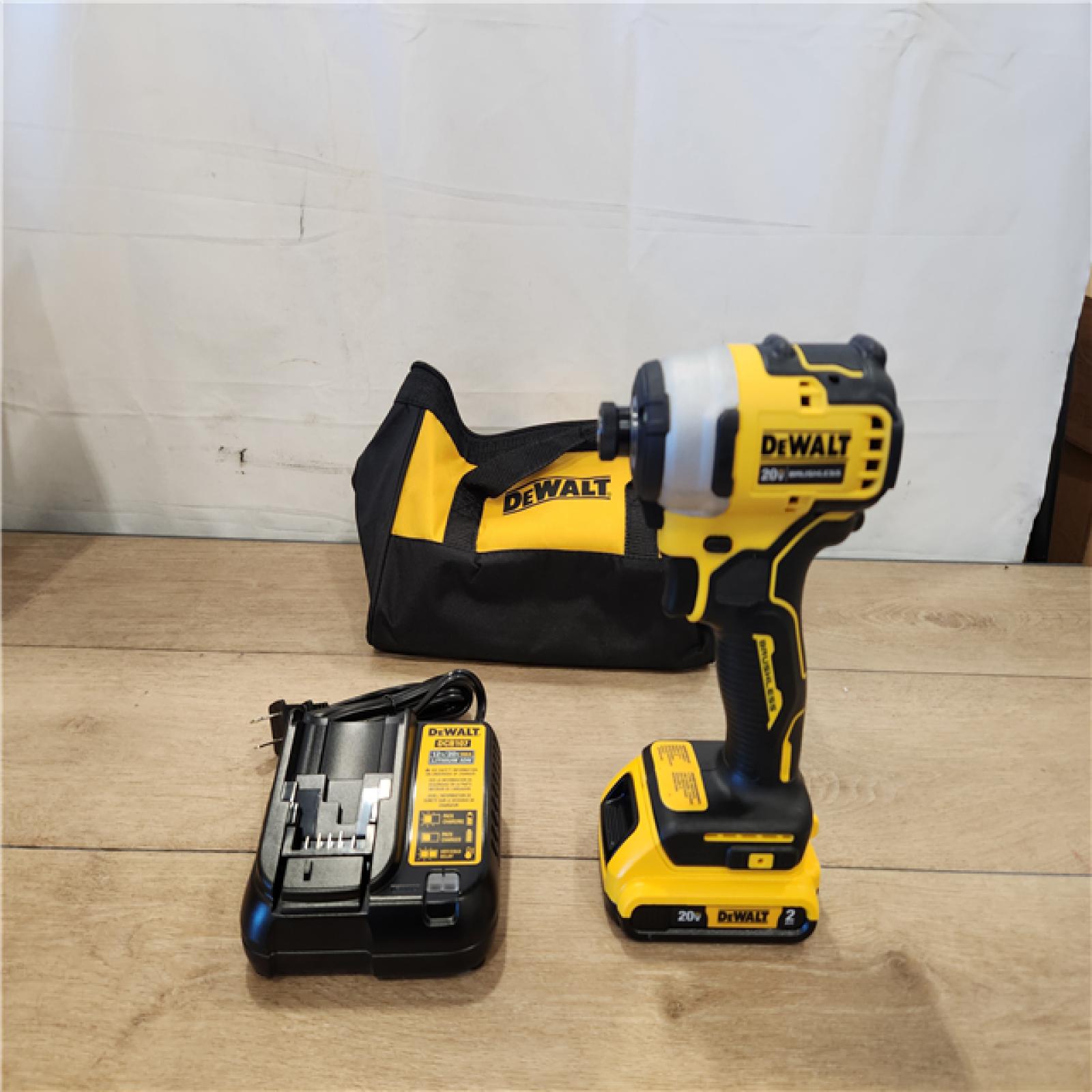AS-IS- DEWALT ATOMIC 20V MAX* Brushless Cordless Compact 1/4 in. Impact Driver Kit