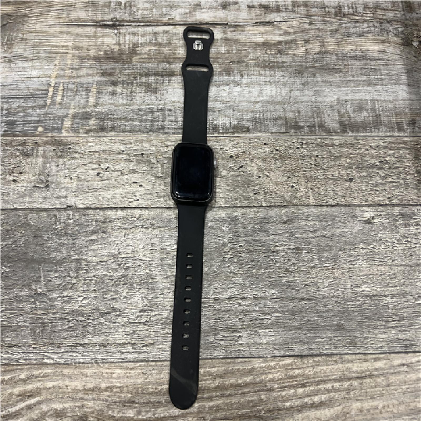AS-IS Apple Watch Series 4 GPS - 40mm - Sport Band