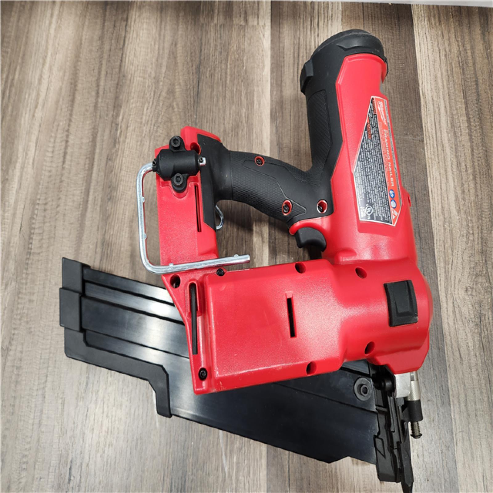 AS-IS - Milwaukee M18 FUEL 21-Degree Cordless Framing Nailer (Tool Only)