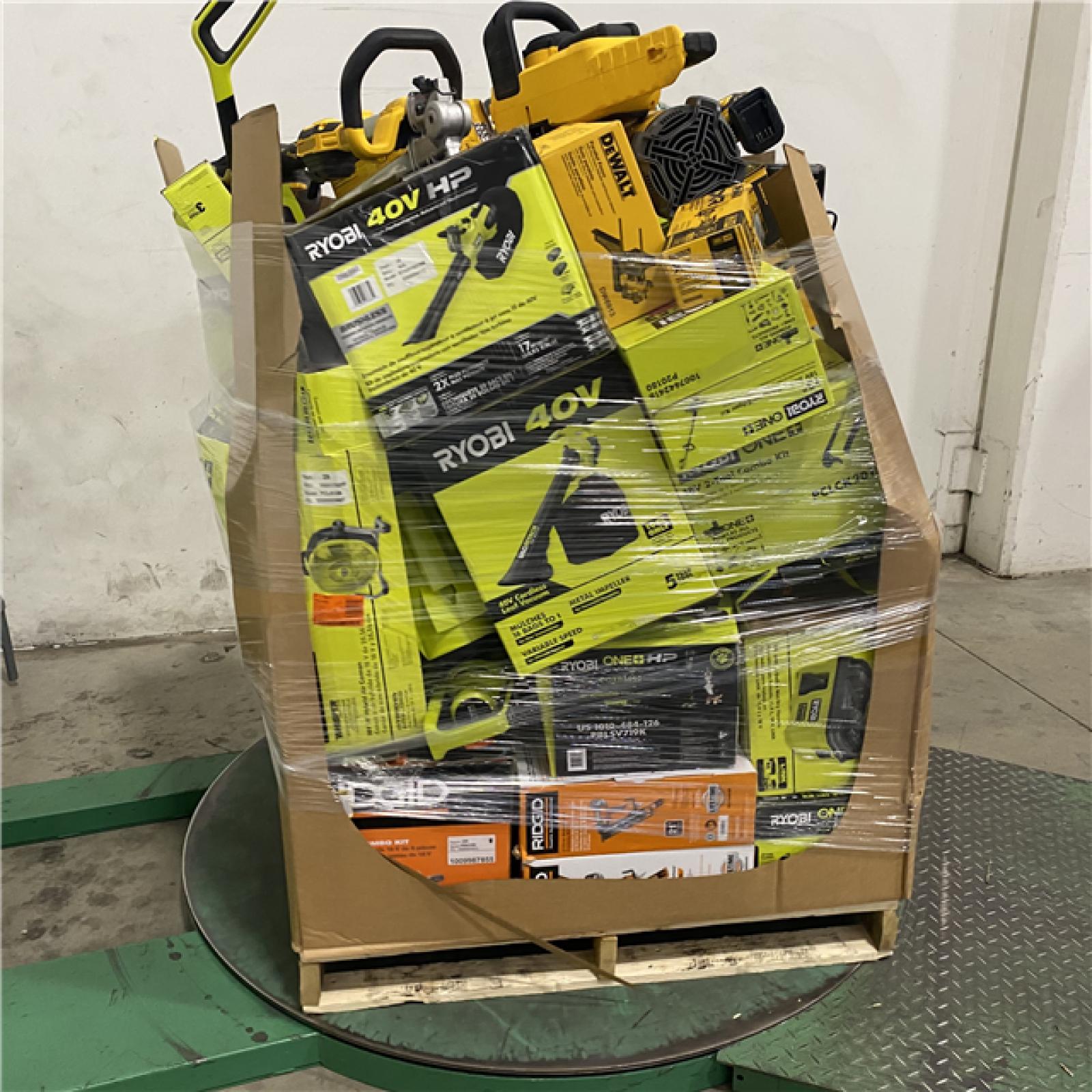 Dallas Location - As-Is Tool Pallet