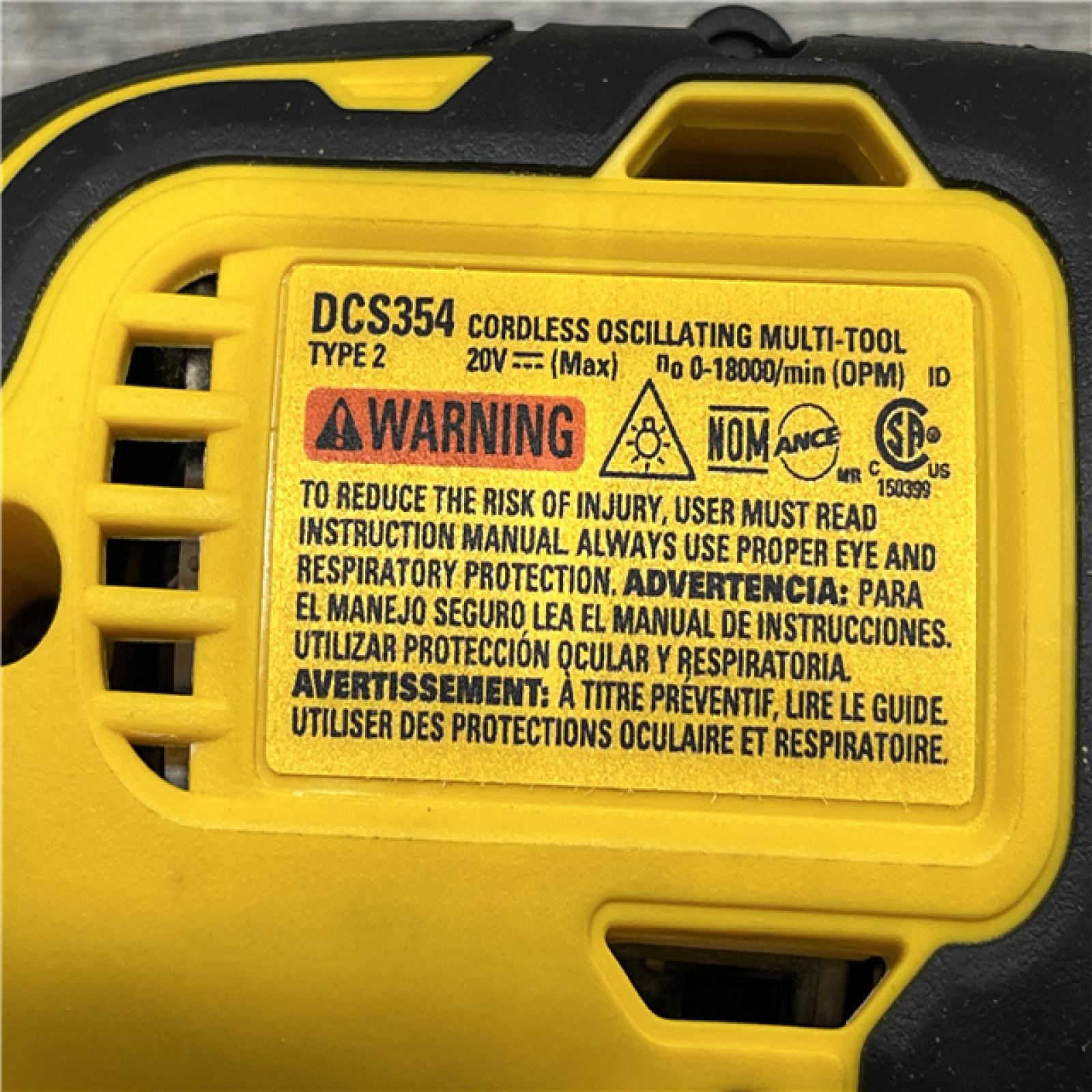 AS-IS DEWALT ATOMIC 20V MAX Cordless Brushless Oscillating Multi Tool Kit