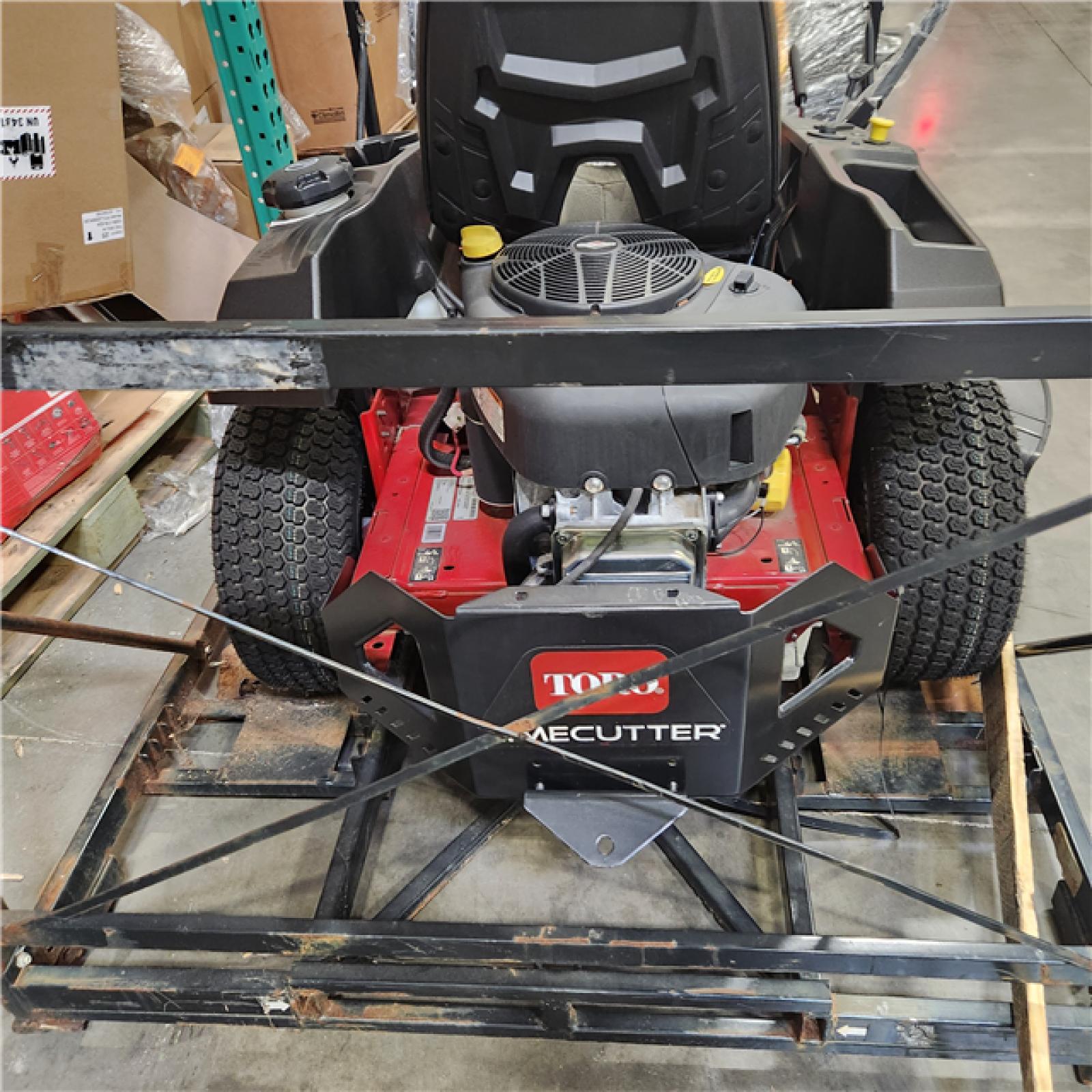 Dallas Location - As-Is Toro TimeCutter 42-in 15.5 -HP Gas Zero-turn Riding Lawn Mower