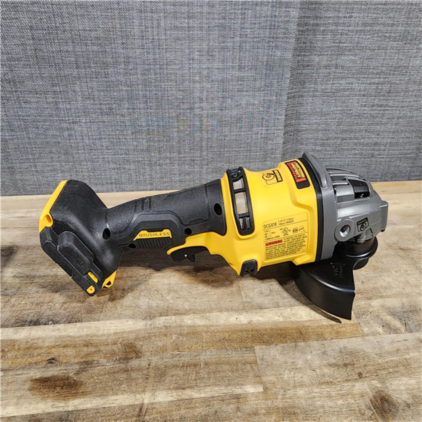 HOUSTON LOCATION - AS-IS DeWalt FLEXVOLT 60V Cordless 4-1/2 to 6 in. Grinder Kit (Battery & Charger)