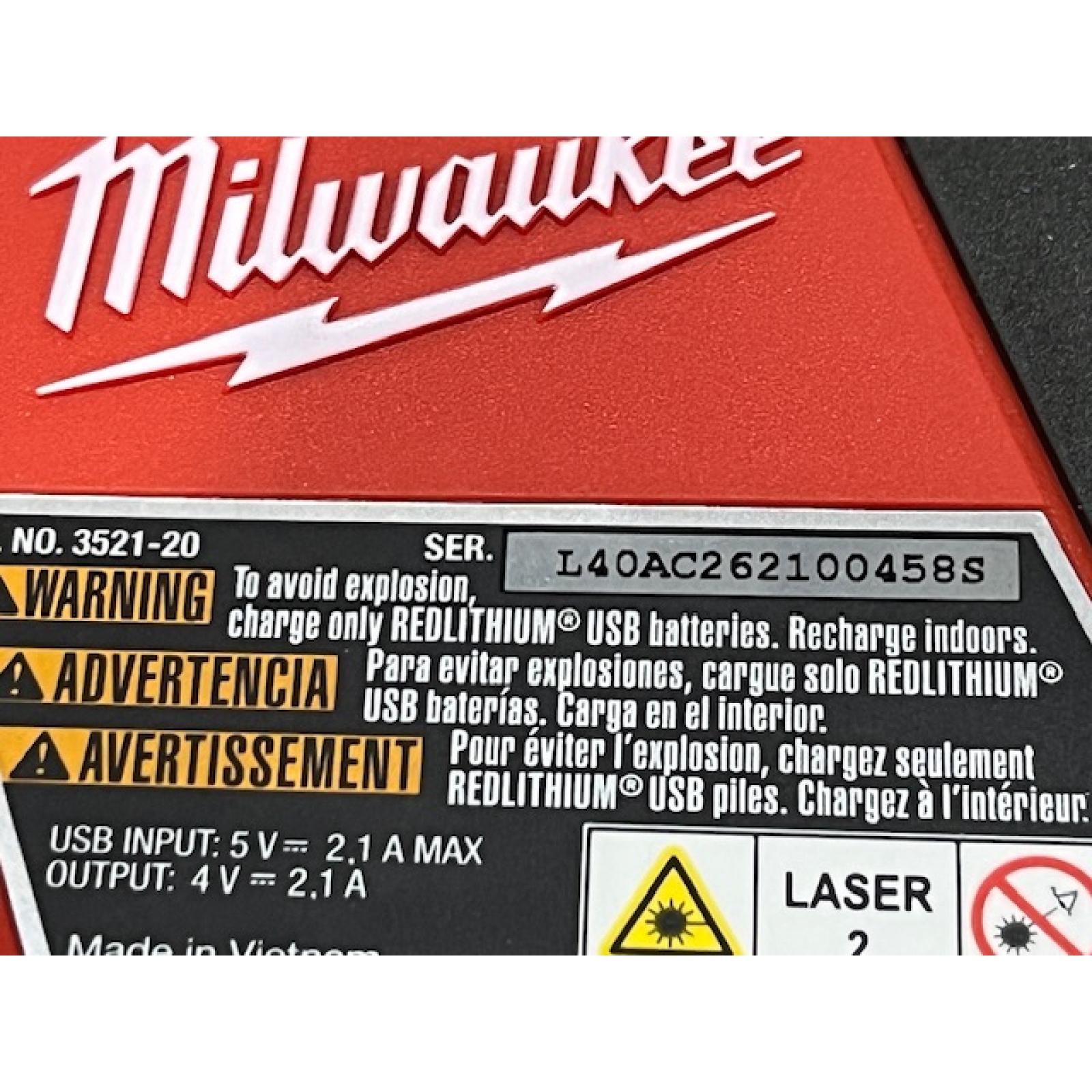 AS-IS Milwaukee 100 ft. REDLITHIUM Lithium-Ion USB Green Rechargeable Cross Line Laser Level with Charger
