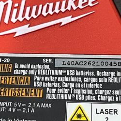 AS-IS Milwaukee 100 ft. REDLITHIUM Lithium-Ion USB Green Rechargeable Cross Line Laser Level with Charger