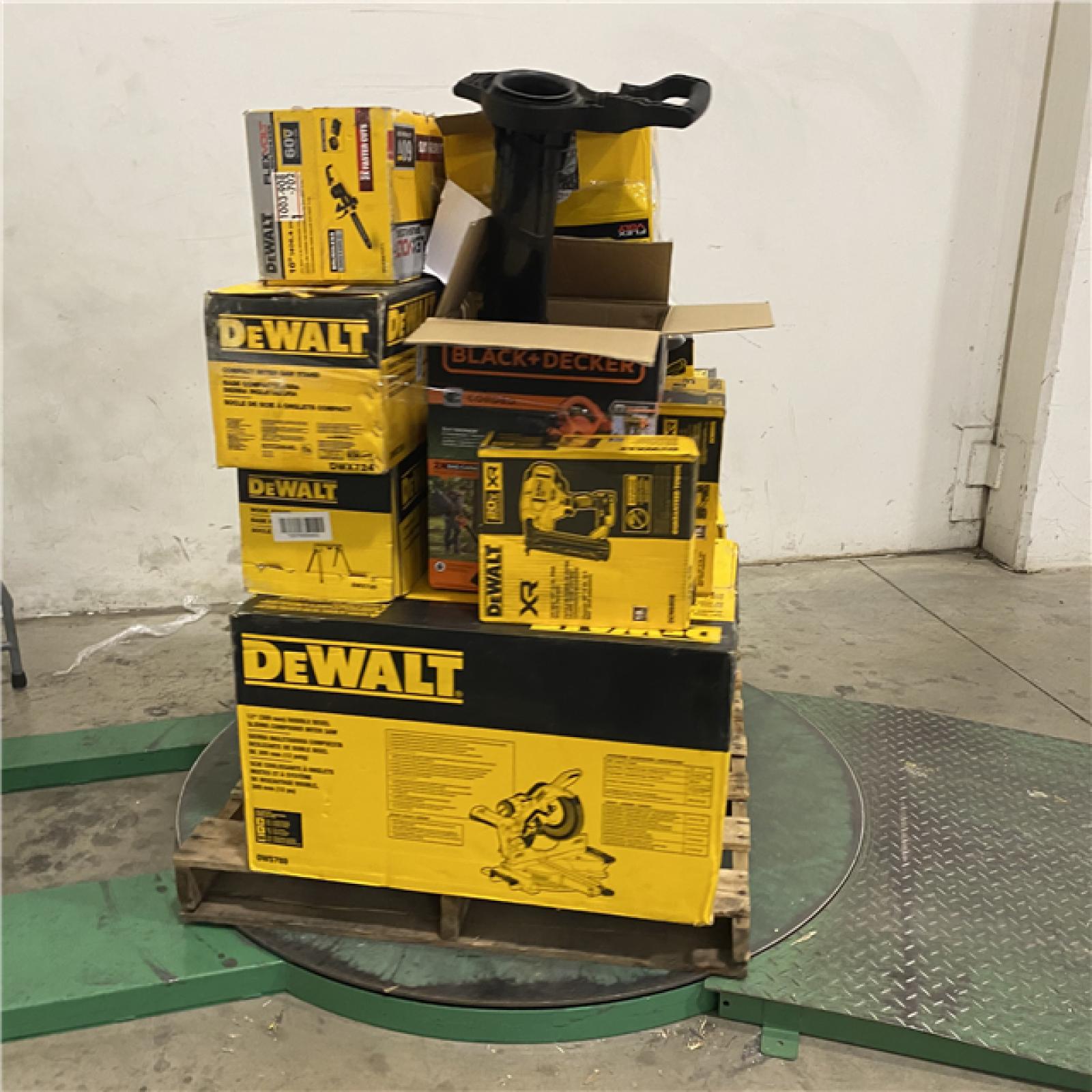 Dallas Location - As-Is DEWALT Tool Pallet