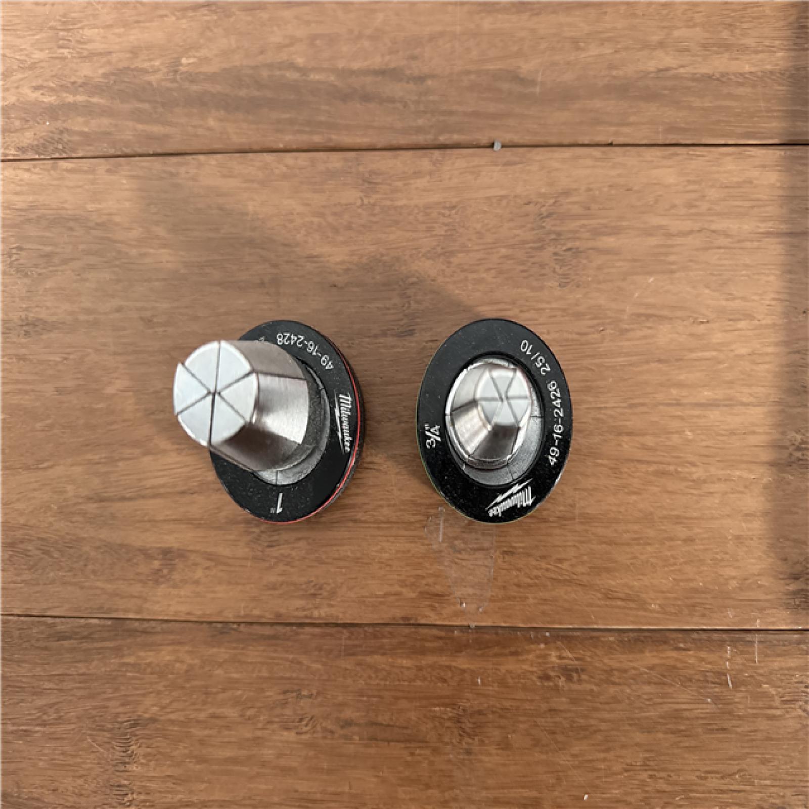 California AS-IS Milwaukee M12 Pex Expander Kit  Includes (2) Batteries  Charger & Hard Case