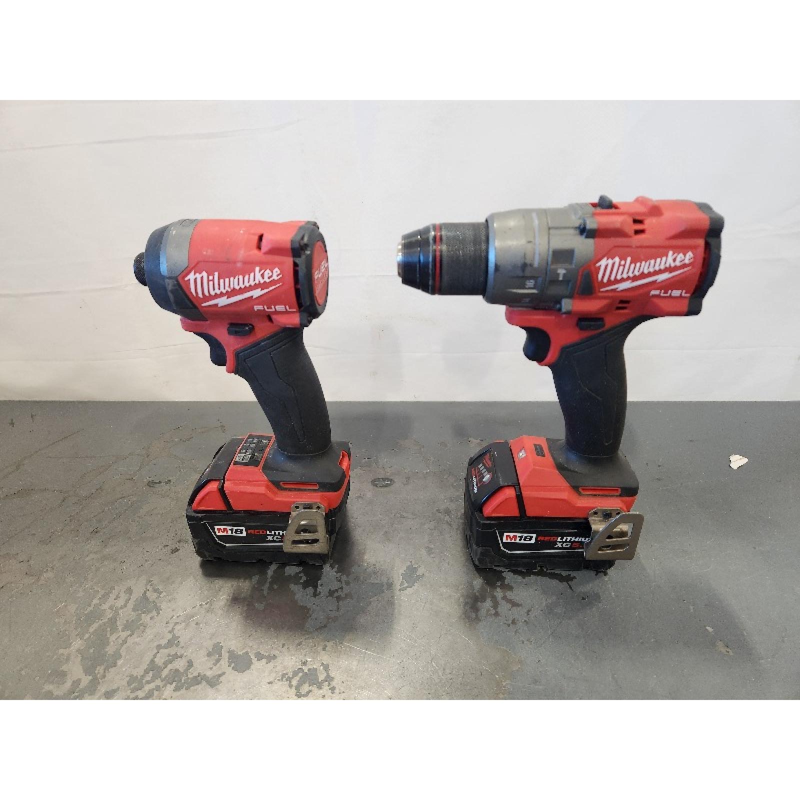 AS-IS- MILWAUKEE FUEL 18V Lithium-Ion Brushless Cordless Hammer Drill and Impact Driver Combo Kit