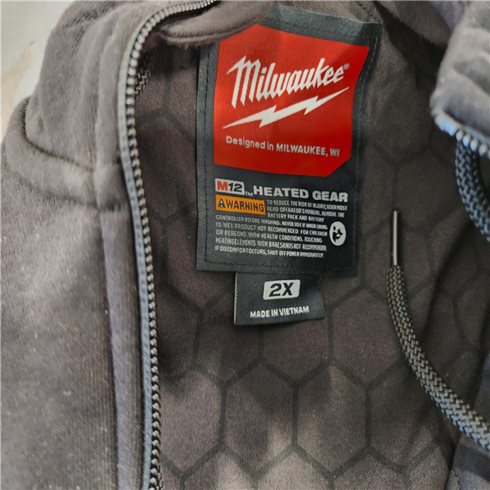 AS-IS- Milwaukee Men's 2X-Large 12-Volt Lithium-Ion Cordless Black Heated Jacket Hoodie Kit