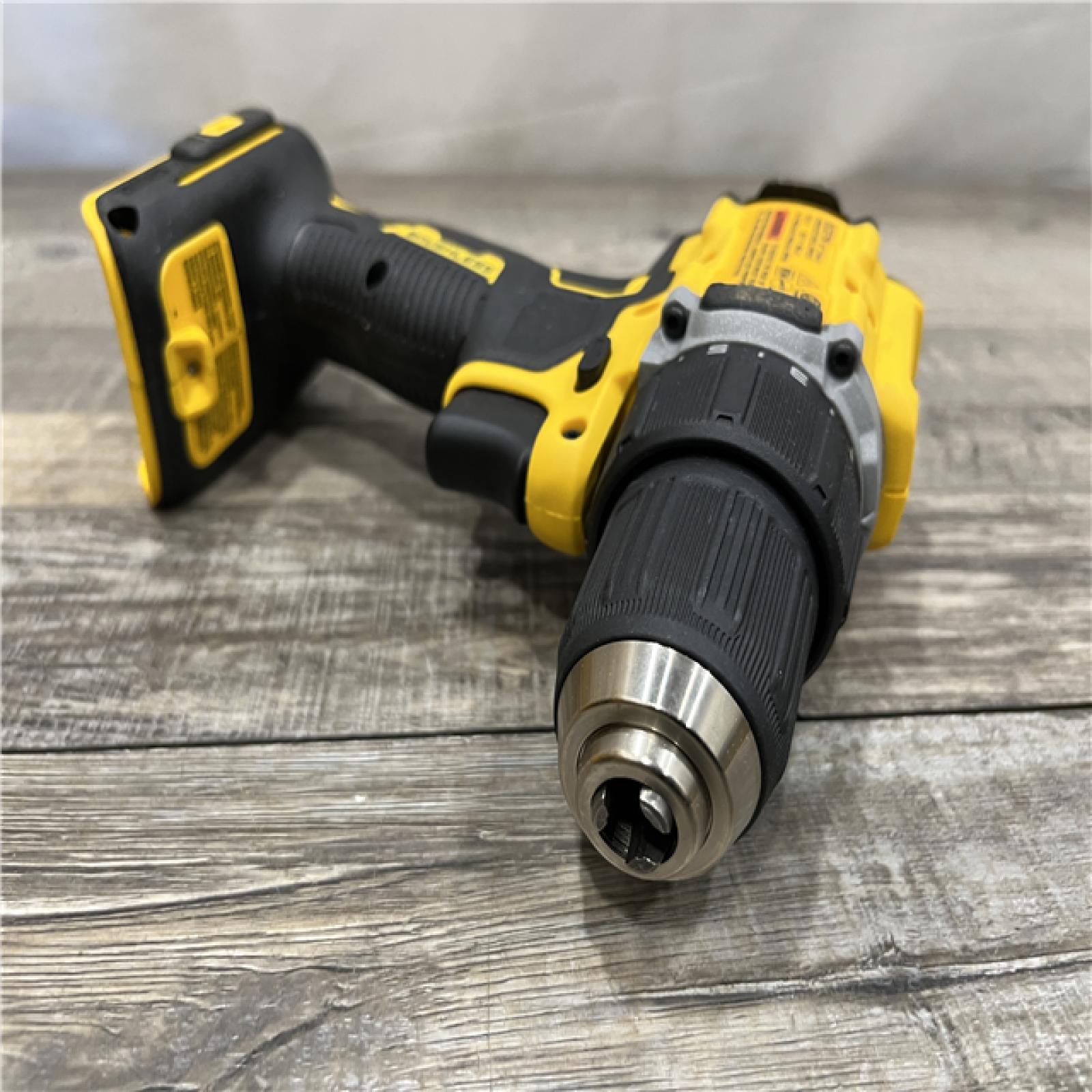 AS-IS DEWALT Atomic 20V Lithium-Ion Cordless Compact 1/2 in. Drill/Driver Kit