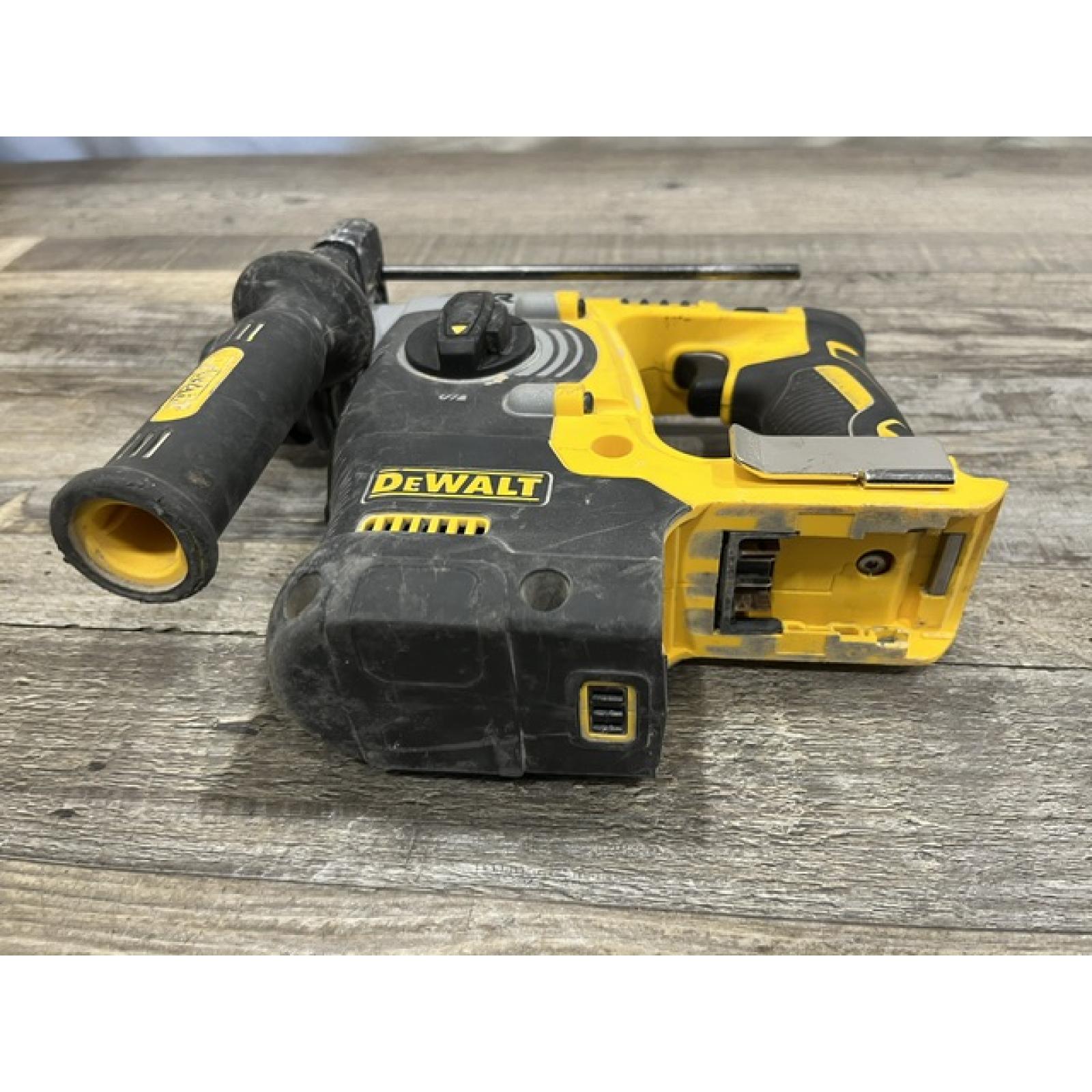 AS-IS DEWALT 20V MAX XR Cordless Brushless 1 in. SDS Plus L-Shape Rotary Hammer (Tool Only)