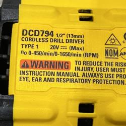 AS-IS DEWALT Atomic 20V Lithium-Ion Cordless Compact 1/2 in. Drill/Driver Kit