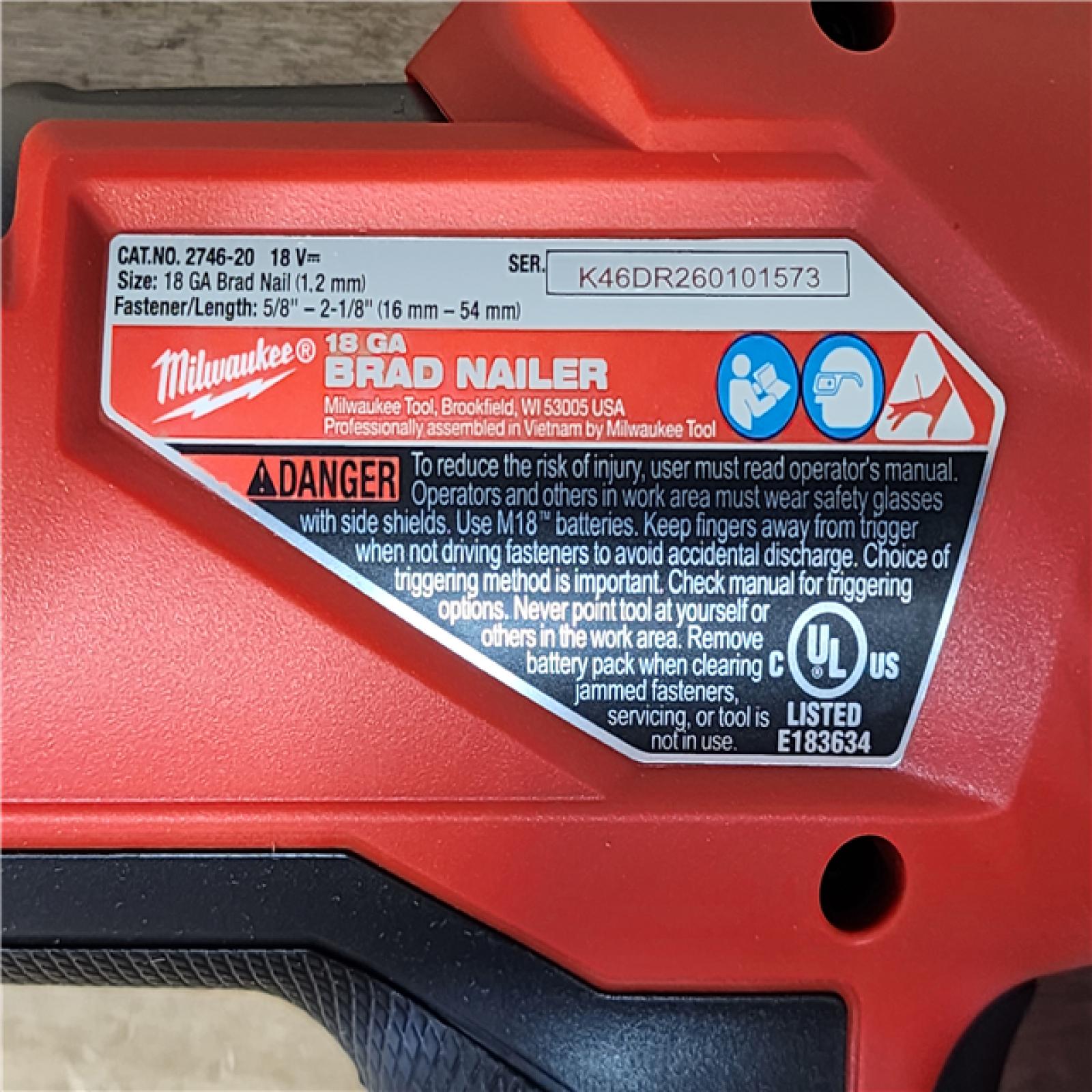 HOUSTON LOCATION - AS-IS (APPEARS LIKE NEW) Milwaukee FUEL 18-Volt Lithium-Ion Brushless Cordless Gen II 18-Gauge Brad Nailer (Tool-Only)