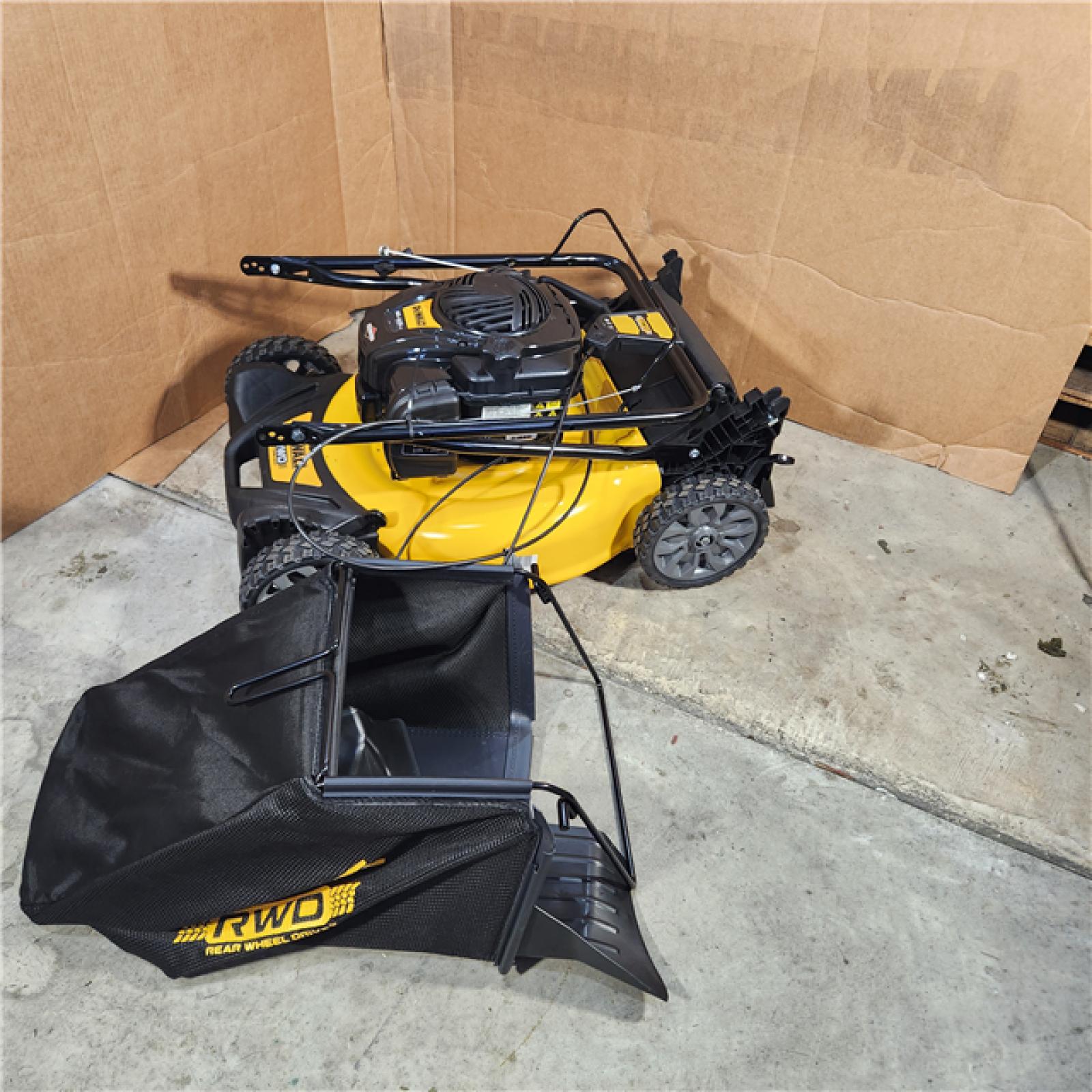 Houston location- AS-IS DeWalt 163cc 21  Dual Lever Self Propelled Lawn Mower - Appears IN NEW Conditon