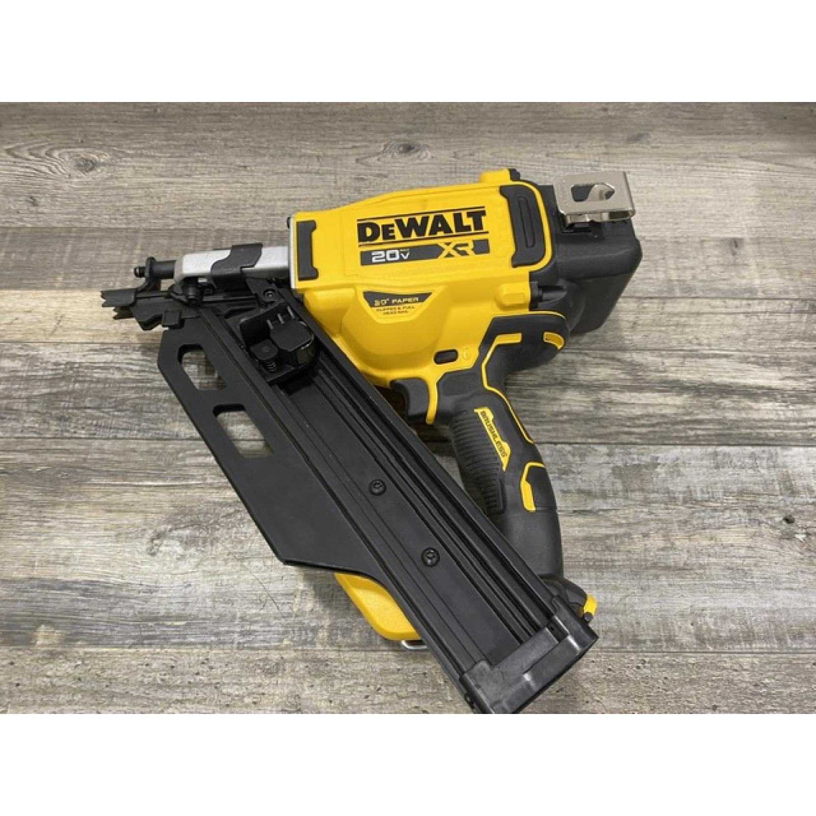 AS-IS DEWALT 20V 30 Degree Cordless Framing Nailer (Tool-Only)