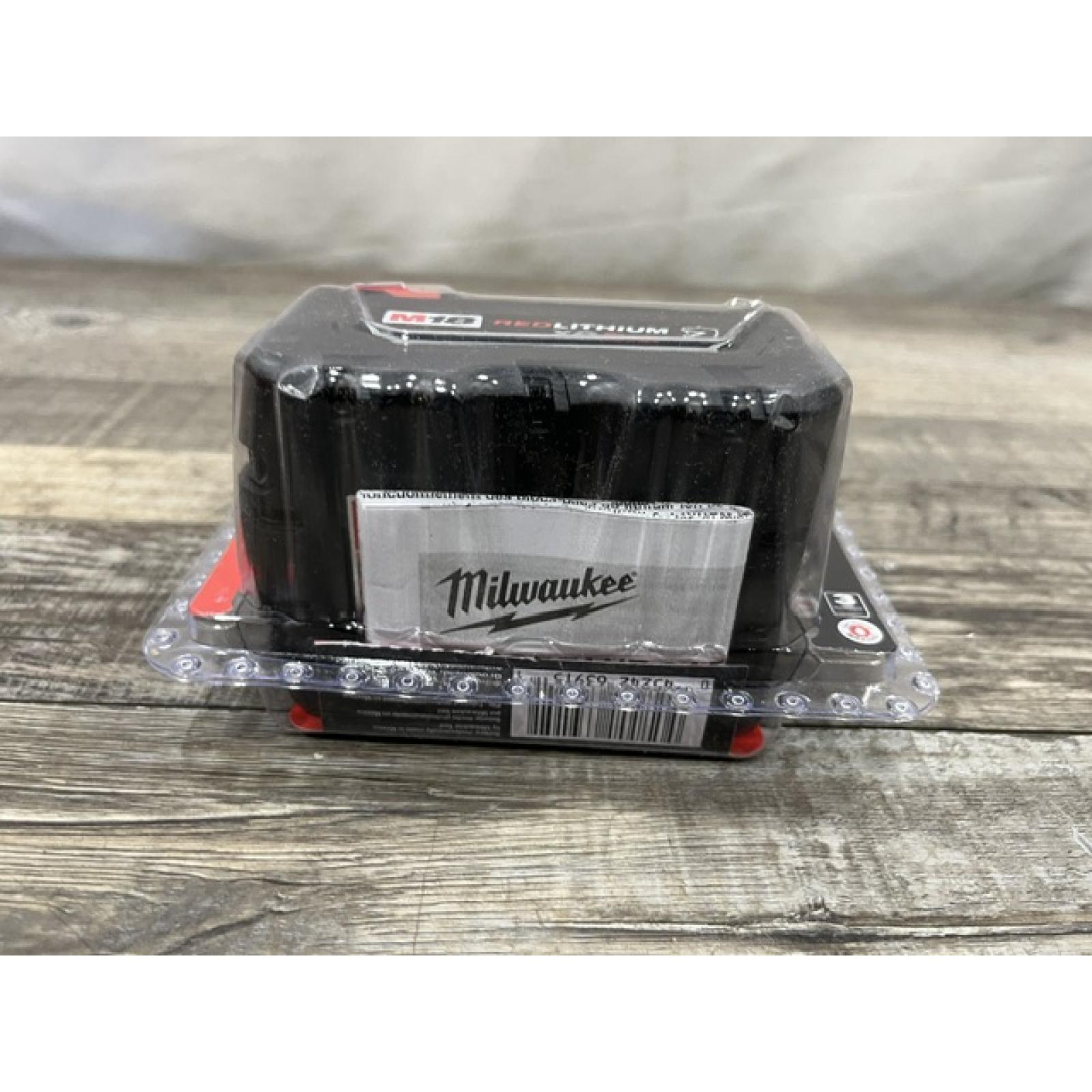 NEW - Milwaukee 18-Volt 5.0 Ah Lithium-Ion XC Extended Capacity Battery Pack