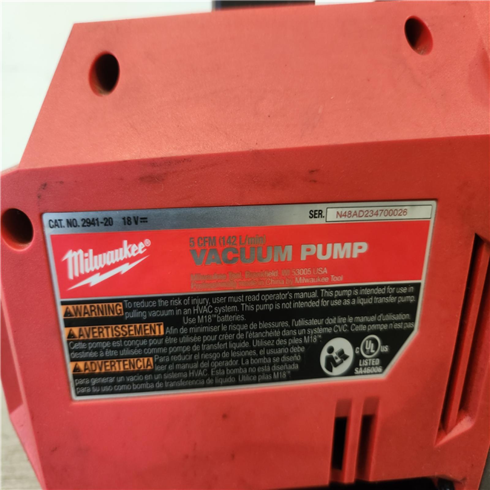 Phoenix Location NEW Milwaukee M18 18V Lithium-Ion Cordless 5 CFM Vacuum Pump (Tool Only)