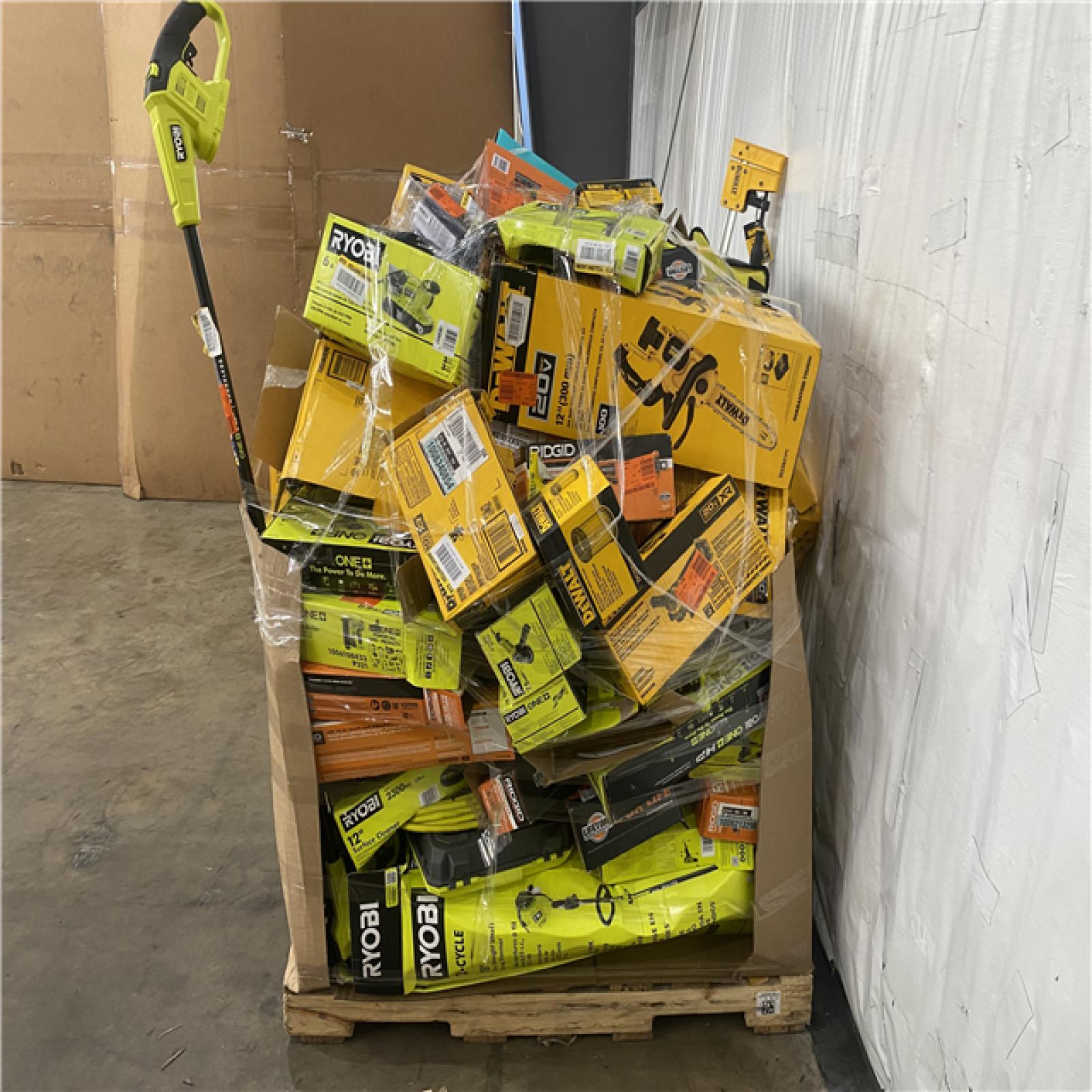 Houston Location AS IS - Tool Pallet