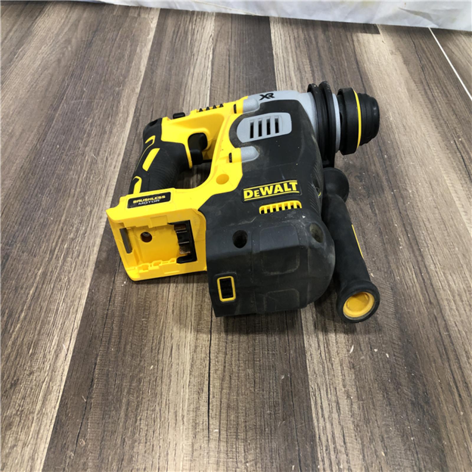 AS-IS DEWALT 20V MAX XR Cordless Brushless 1 in. SDS Plus L-Shape Rotary Hammer (Tool Only)