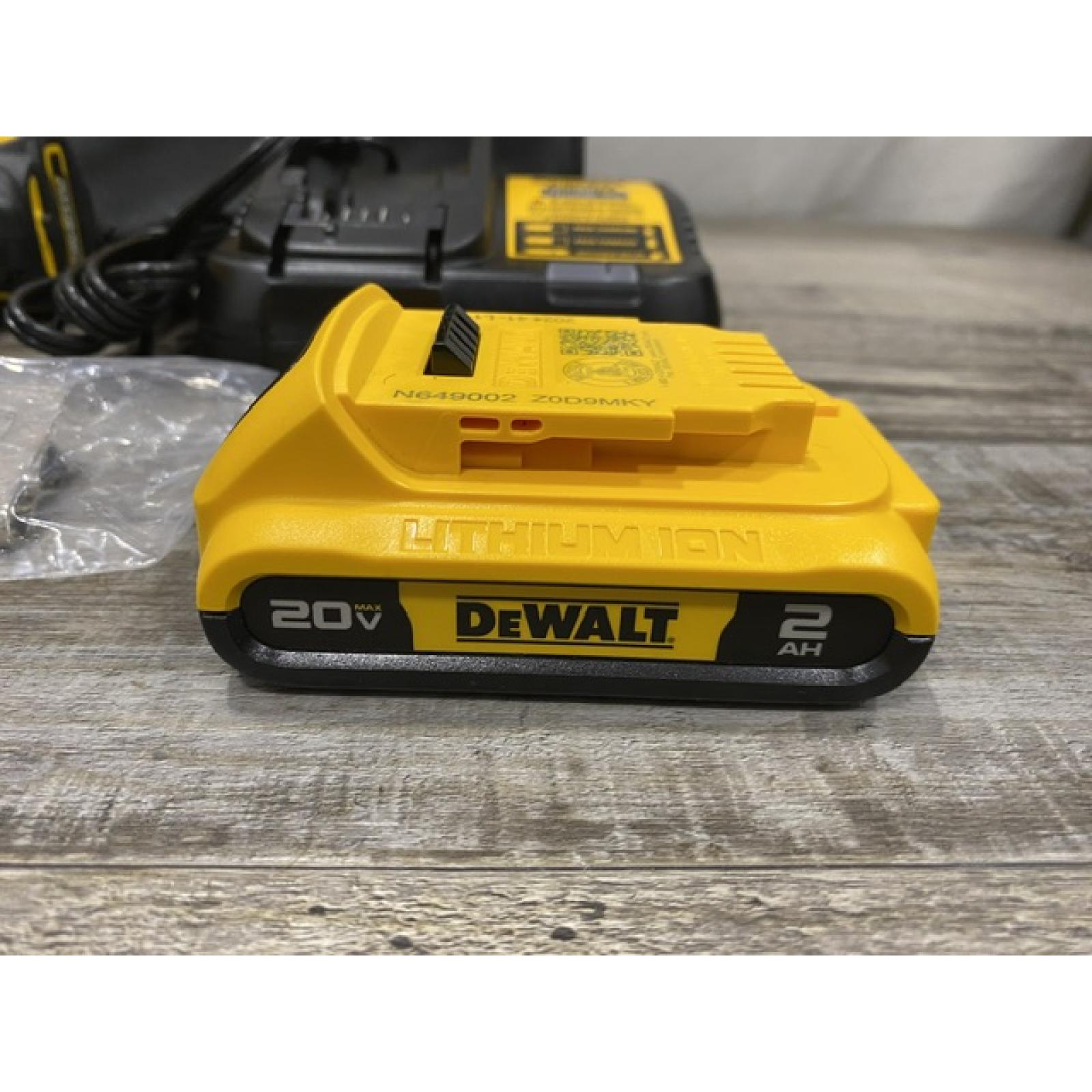 AS-IS DEWALT Atomic 20V Max Lithium-Ion Brushless Cordless Compact 1/4 in. Impact Driver Kit