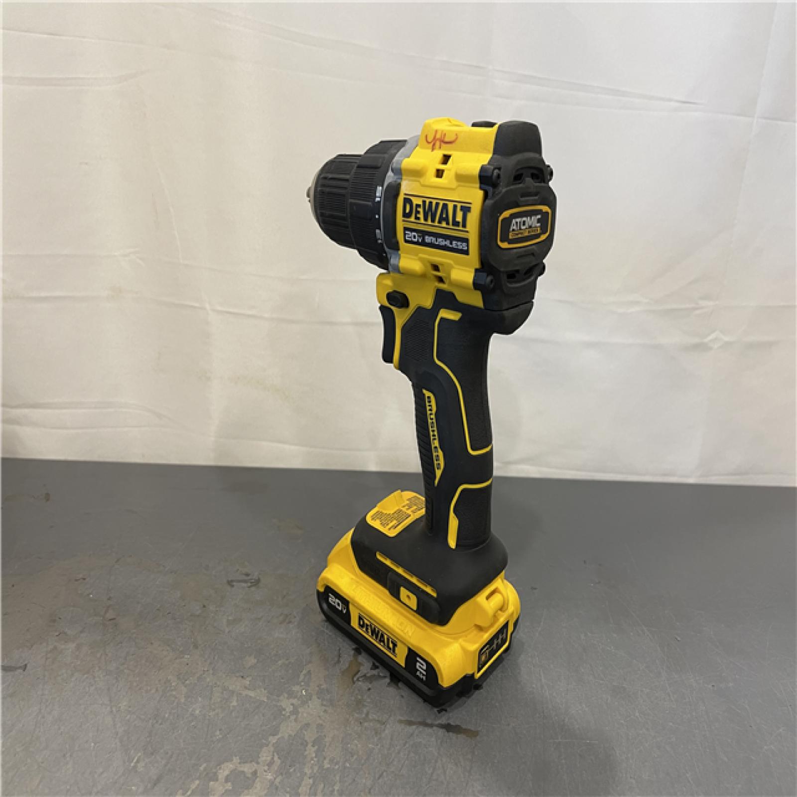 AS-IS - DEWALT ATOMIC 20-Volt Lithium-Ion Cordless Compact 1/2 in. Drill/Driver Kit