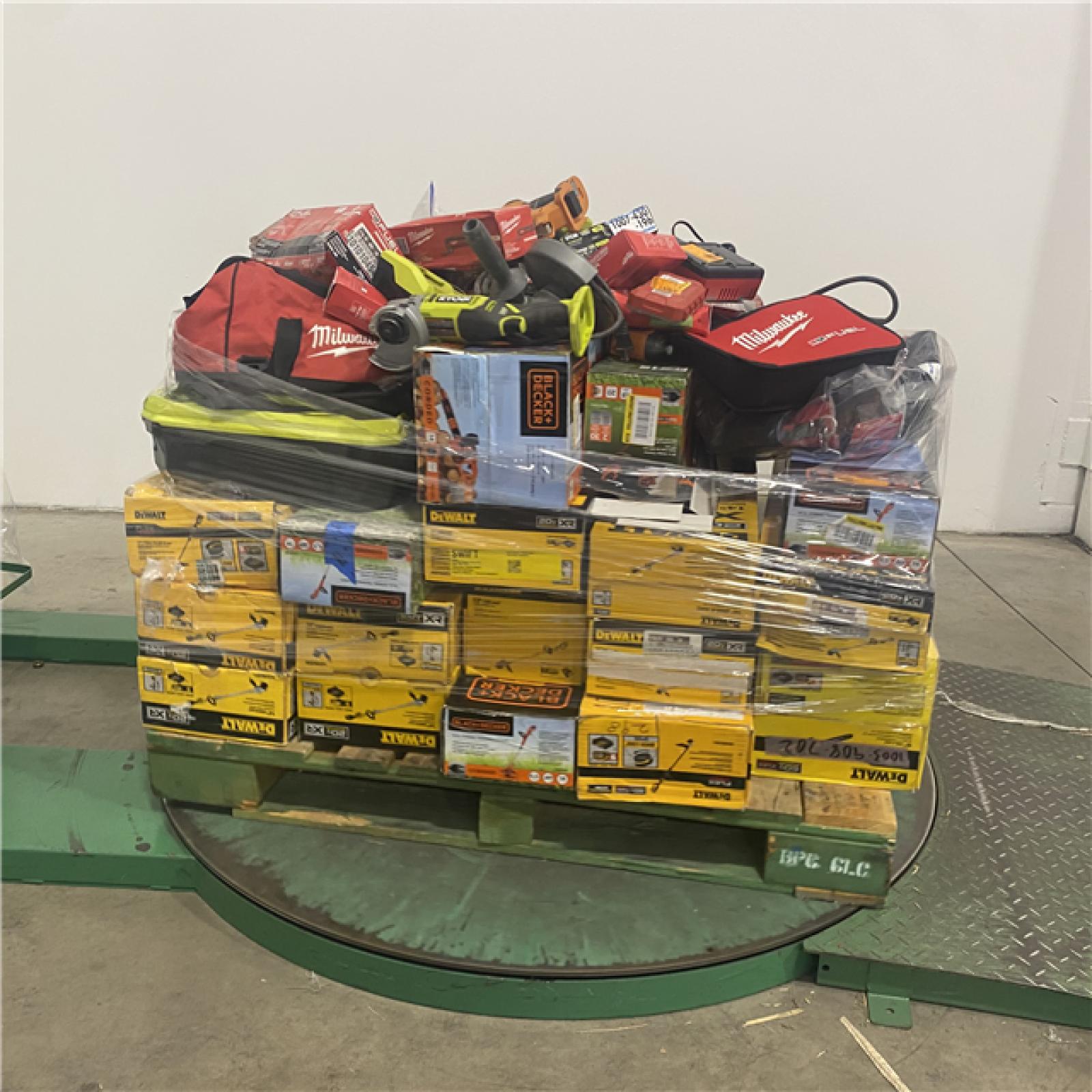 Dallas Location - As-Is Tool Pallet
