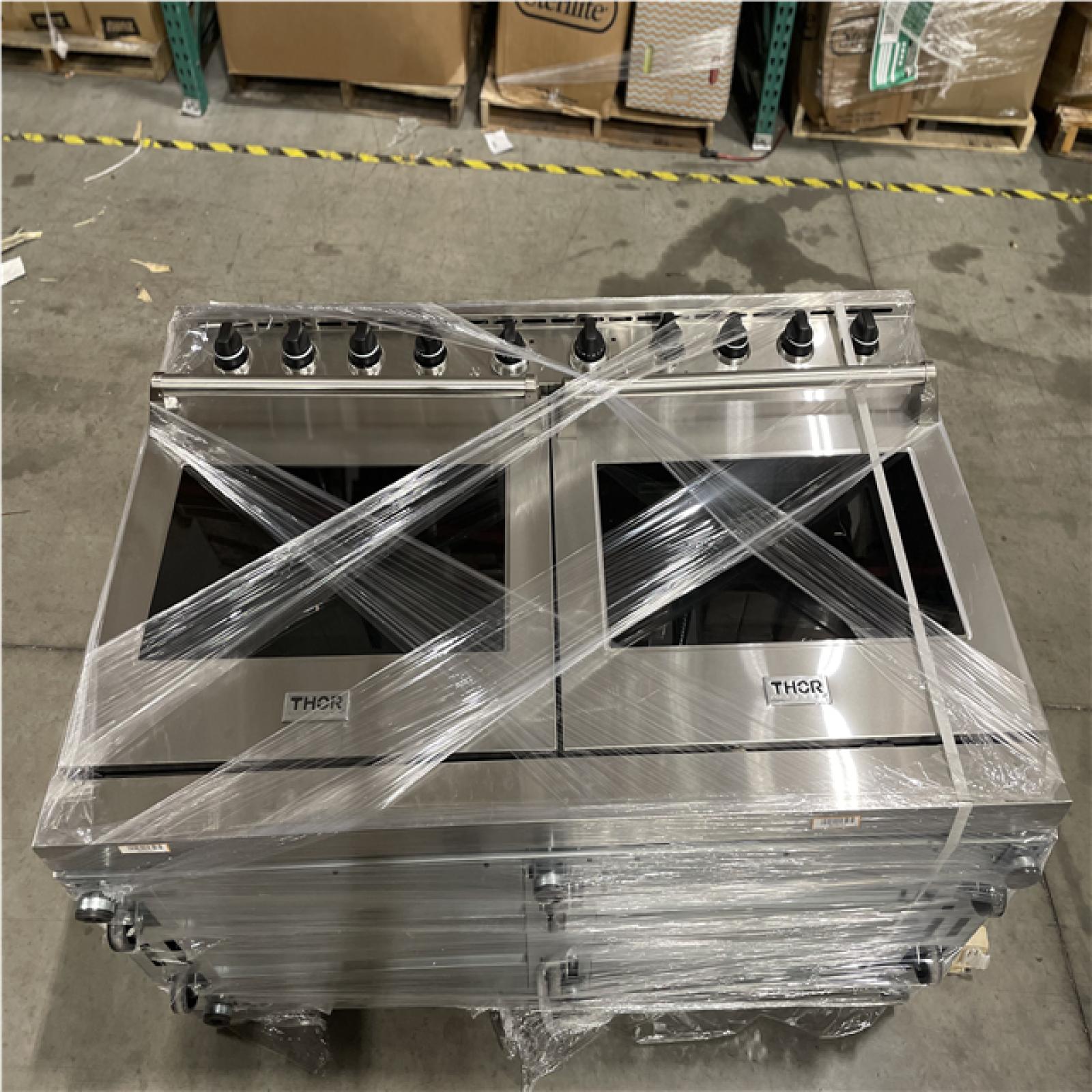 DALLAS LOCATION - AS-IS THOR KITCHEN 60 in. 8 Burner 9.6 cu.ft. Freestanding Double Oven