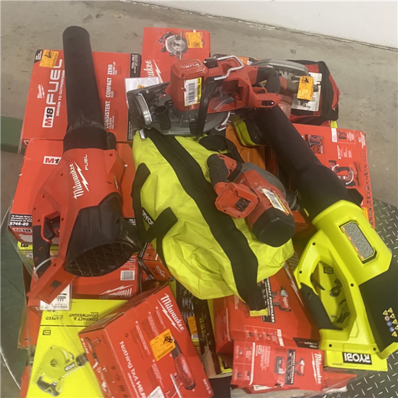 Dallas Location - As-Is Tool Pallet