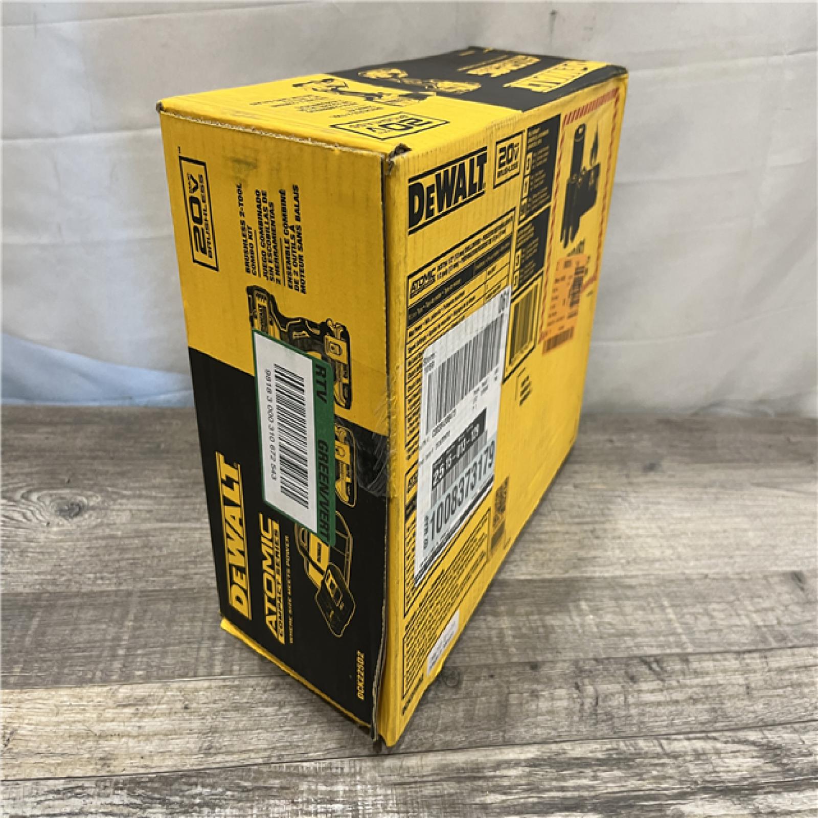 NEW - DEWALT ATOMIC 20-Volt MAX Lithium-Ion Cordless Combo Kit
