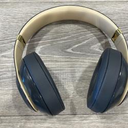 AS-IS Beats Studio Pro Wireless - Gray