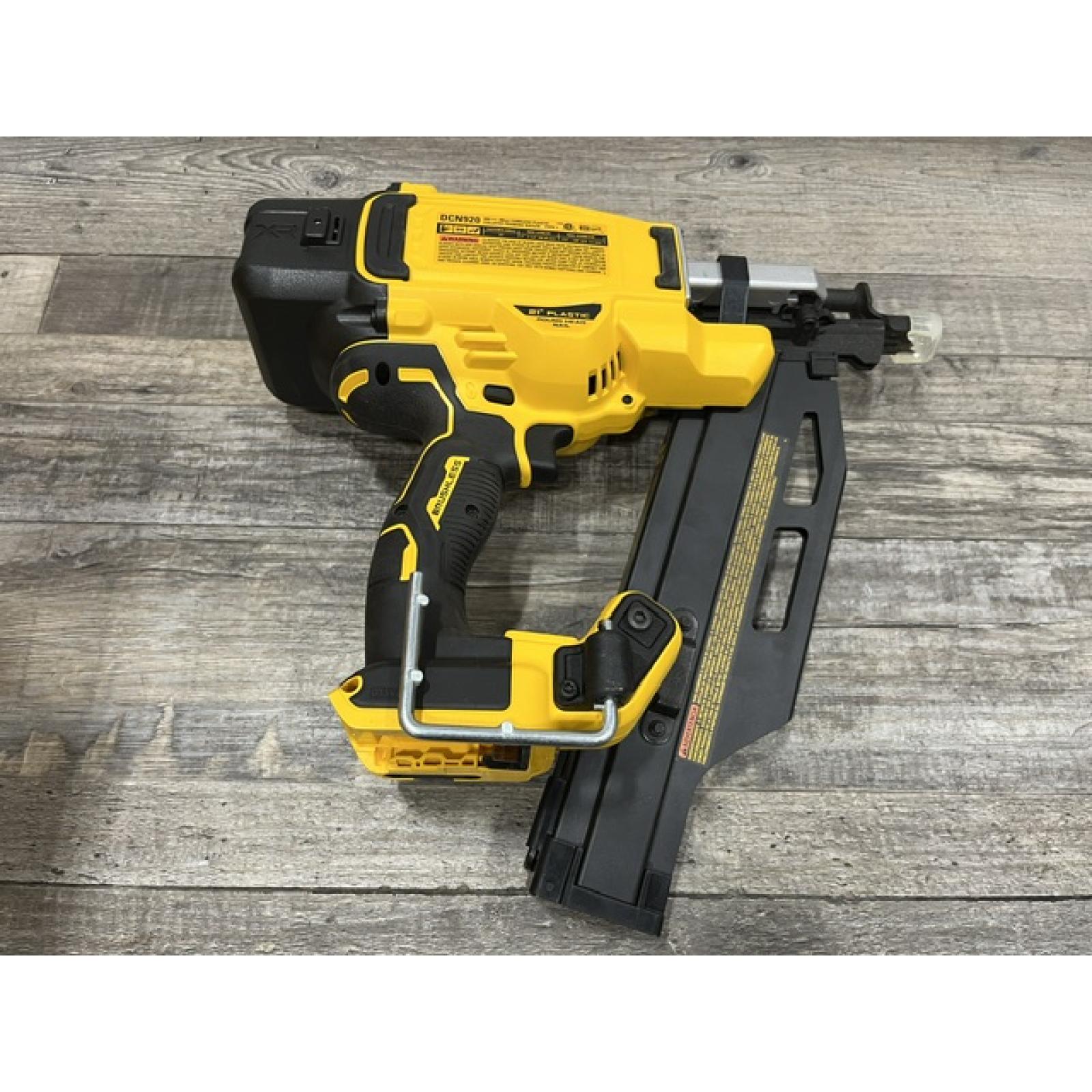 AS-IS DEWALT 20-Volt 21° Cordless Framing Nailer (Tool-Only)