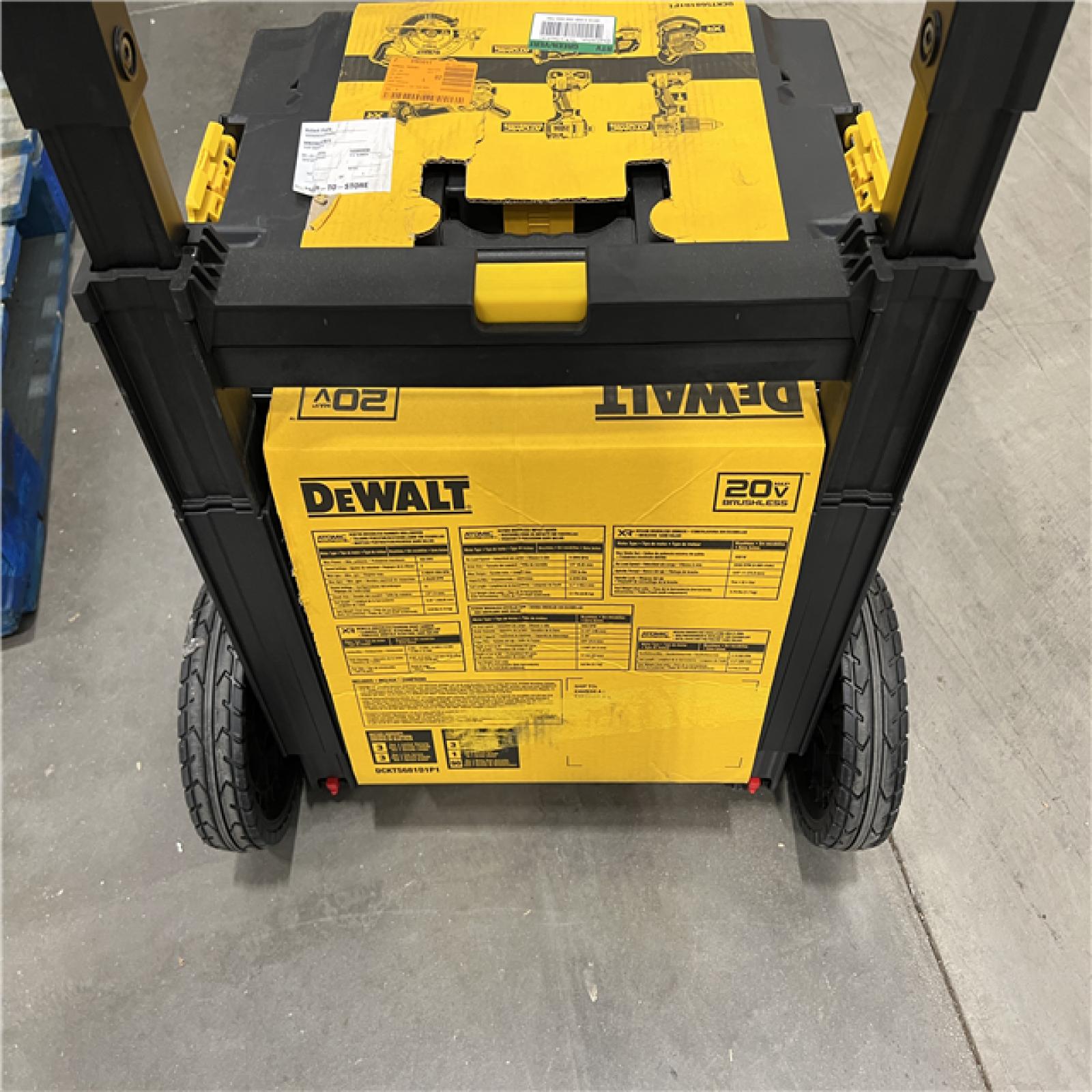 NEW DEWALT 20V Lithium-Ion Cordless 6-Tool Combo Kit with Rolling Toolbox