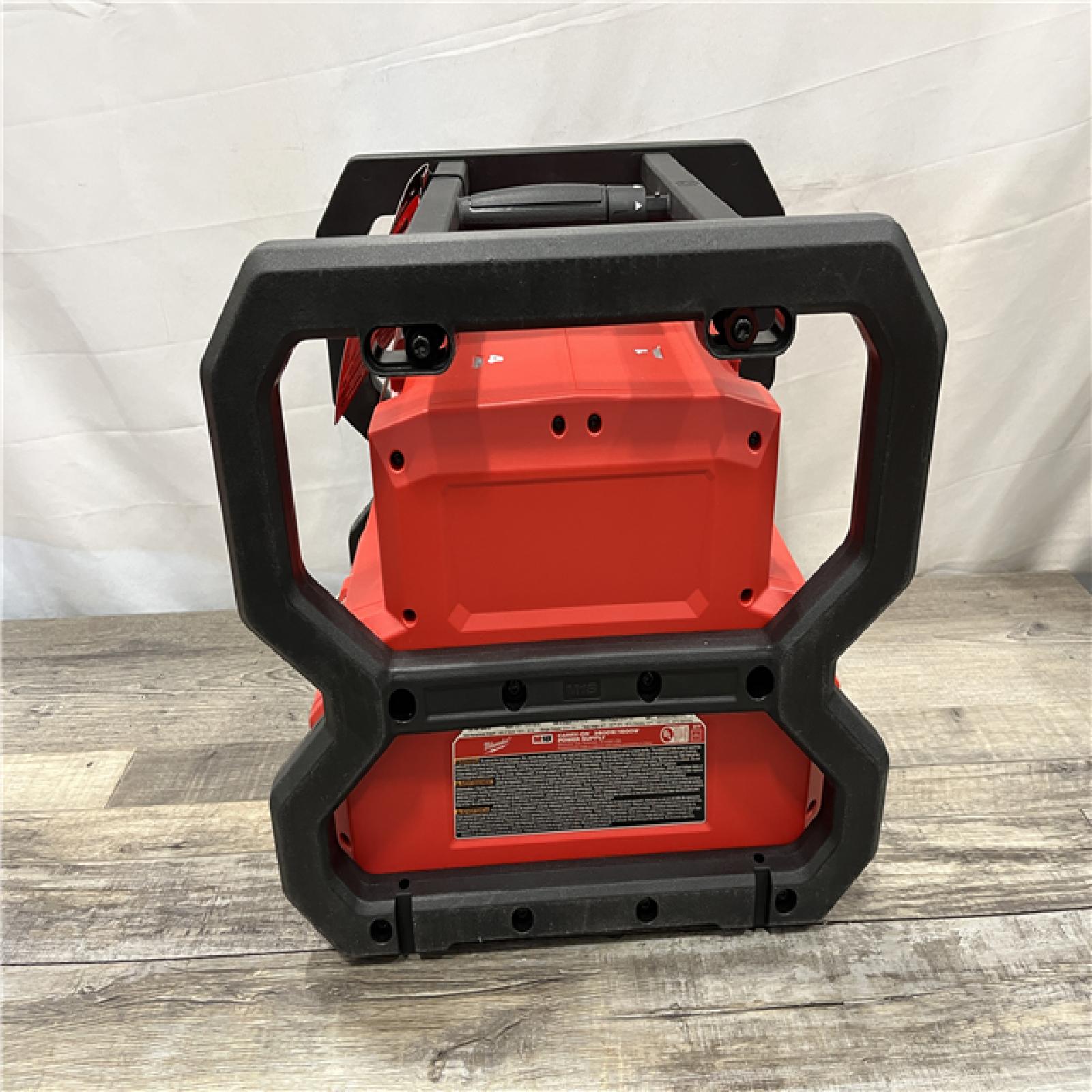 AS-IS Milwaukee 18V Lithium-Ion Cordless 3600-Watt/1800-Watt Battery Powered Power Supply (Tool Only)