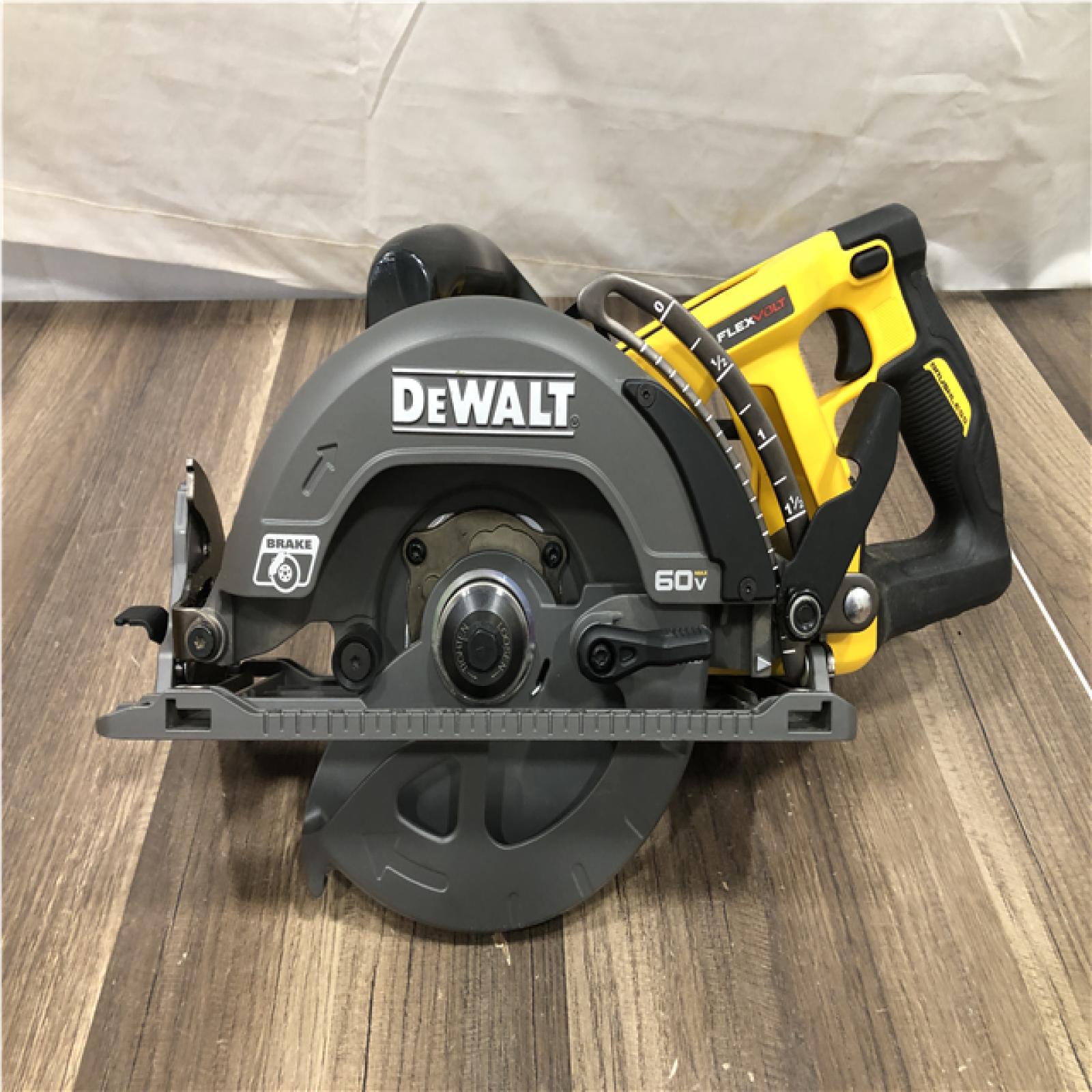 AS-IS DEWALT FLEXVOLT 60V MAX Cordless Brushless 7-1/4 in. Wormdrive Style Circular Saw (Tool Only)