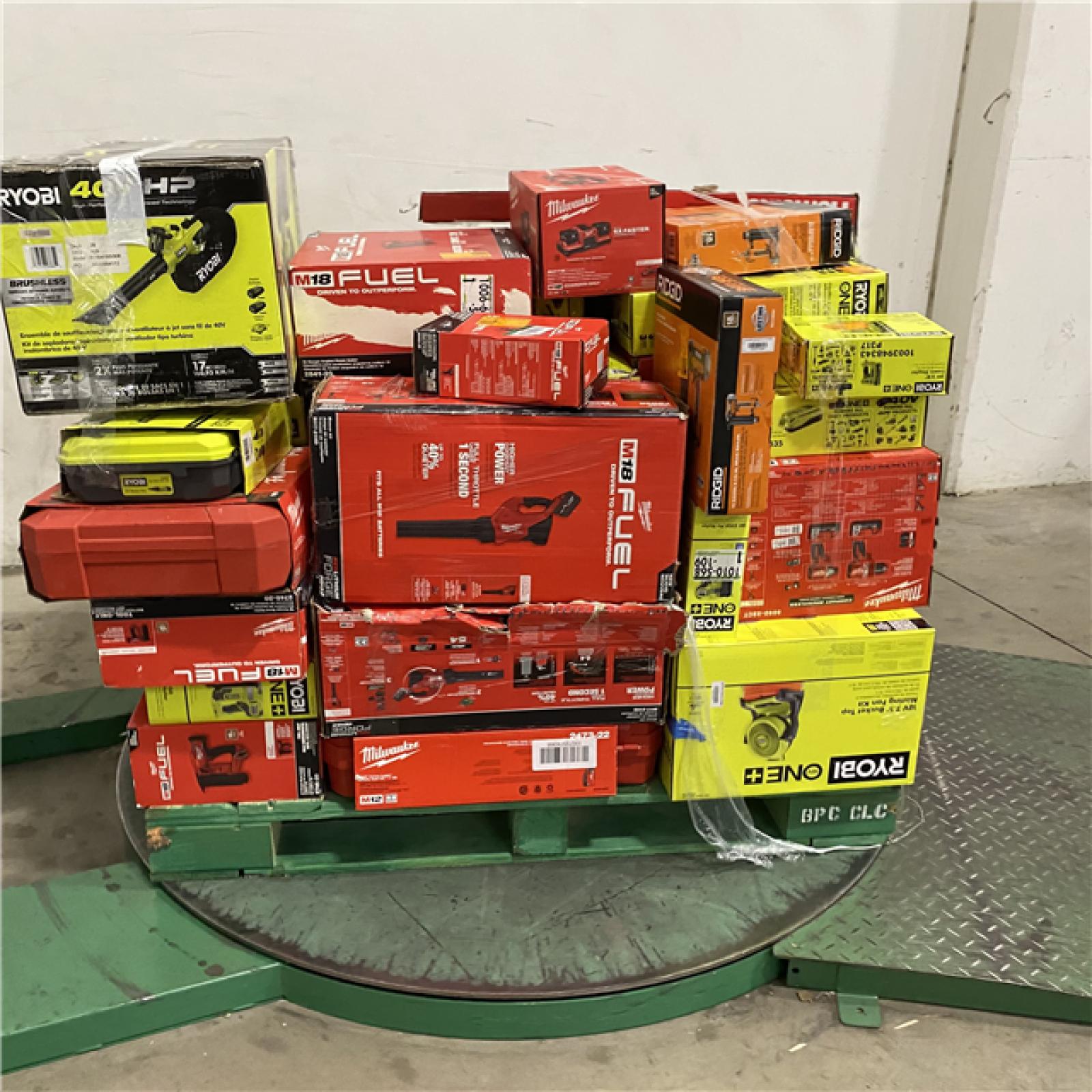 Dallas Location - As-Is Tool Pallet