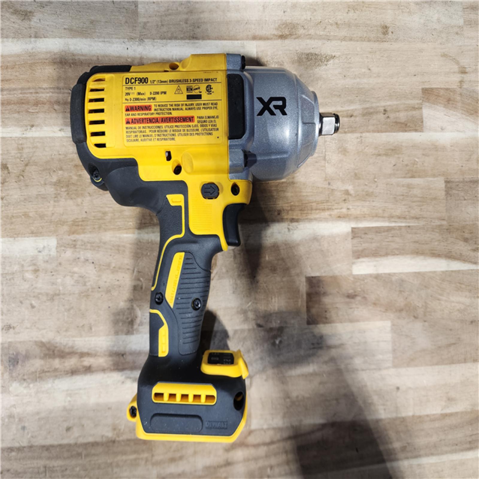 HOUSTON LOCATION - AS-IS DEWALT 20V MAX Lithium-Ion Cordless 1/2 in. Impact Wrench Kit