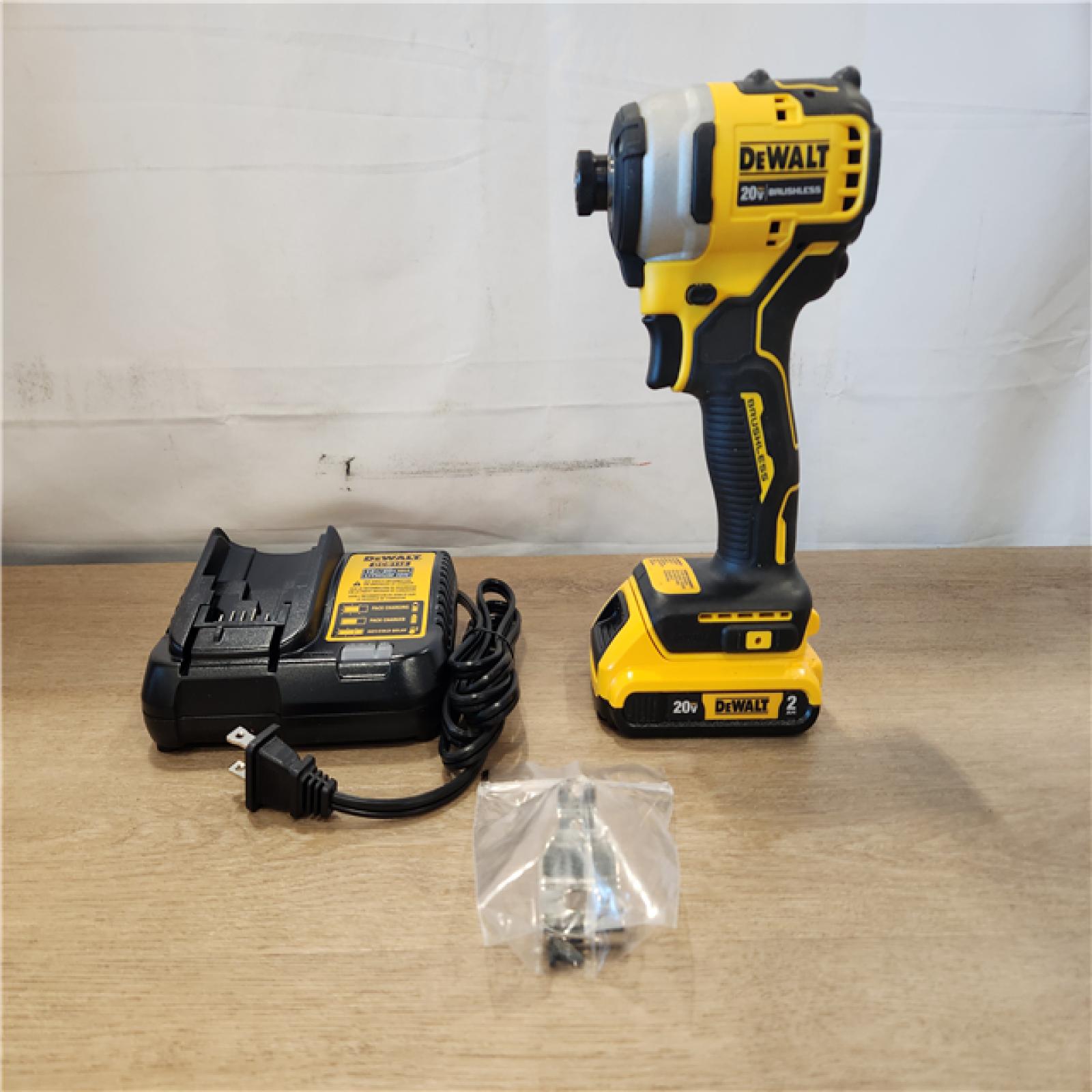 DeWalt ATOMIC 20V MAX Brushless Compact 1/4 in. Impact Driver Kit