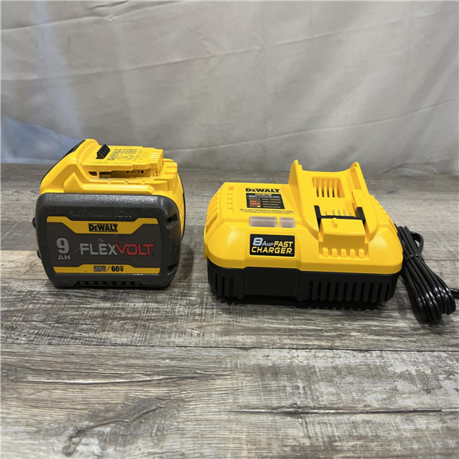 AS-IS DEWALT 20V/60V MAX FLEXVOLT Lithium-Ion 9.0Ah Battery and Charger Starter Kit