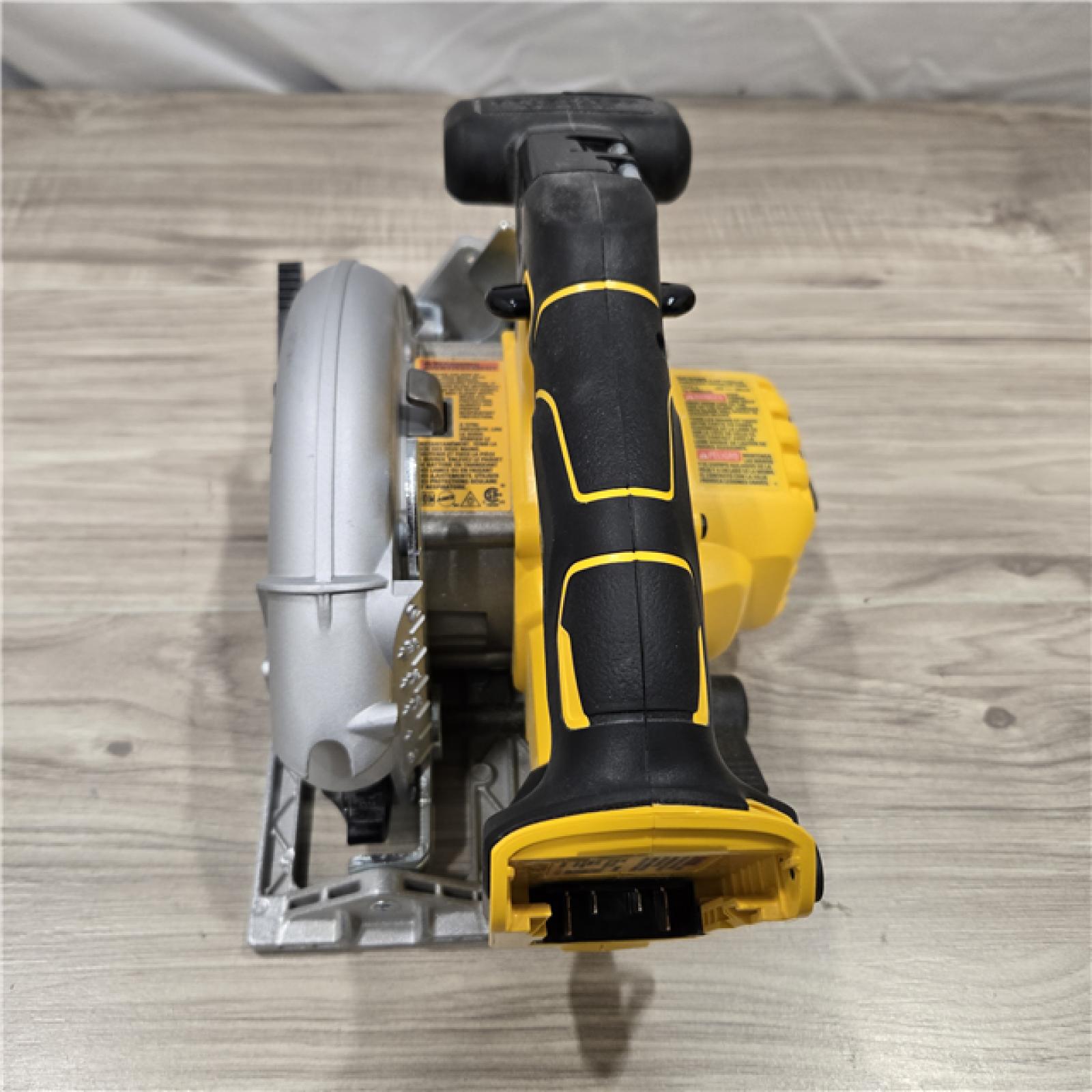 AS-IS DeWALT DCS565B 20V Max Brushless Cordless Circular Saw (TOOL ONLY)