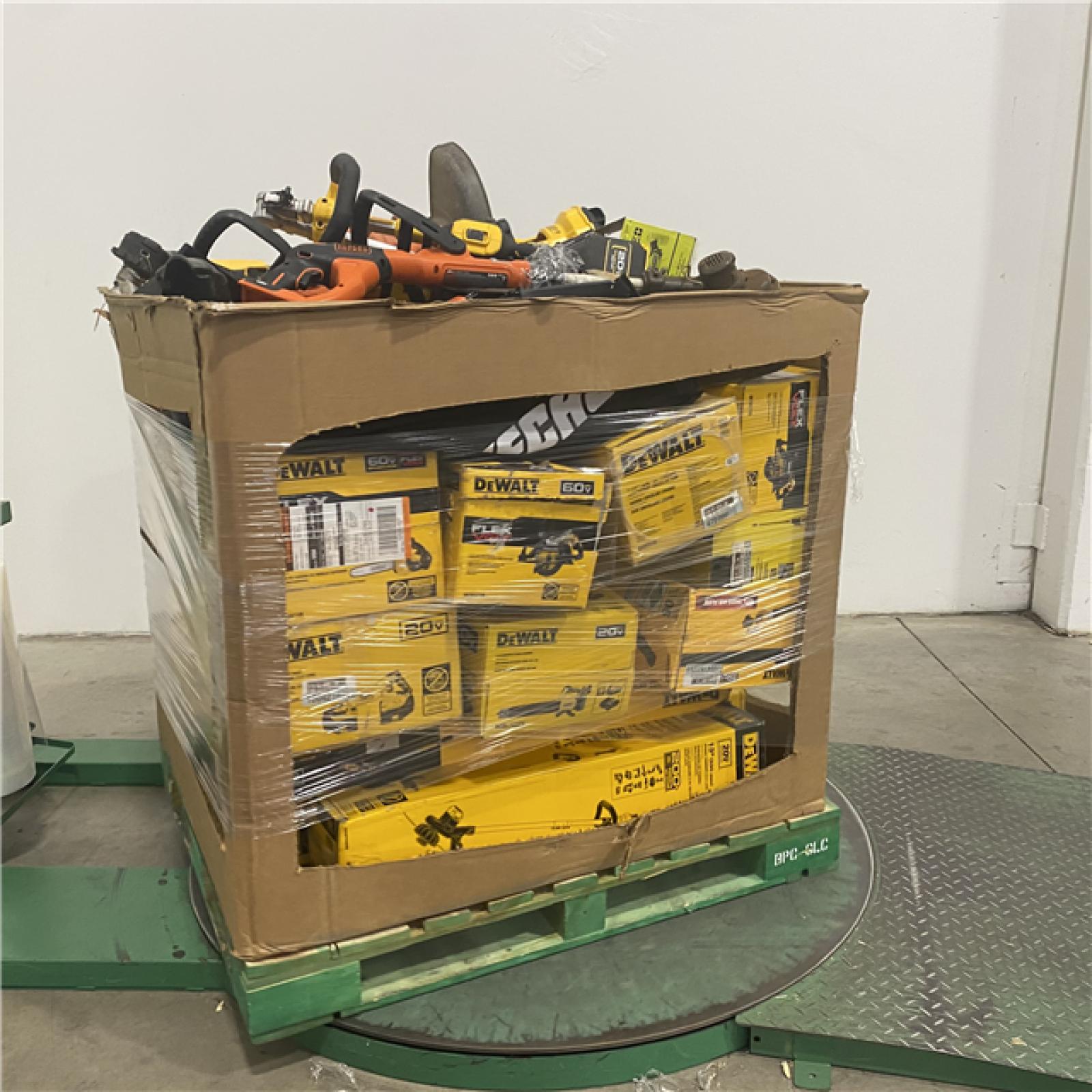 Dallas Location - As-Is Tool Pallet