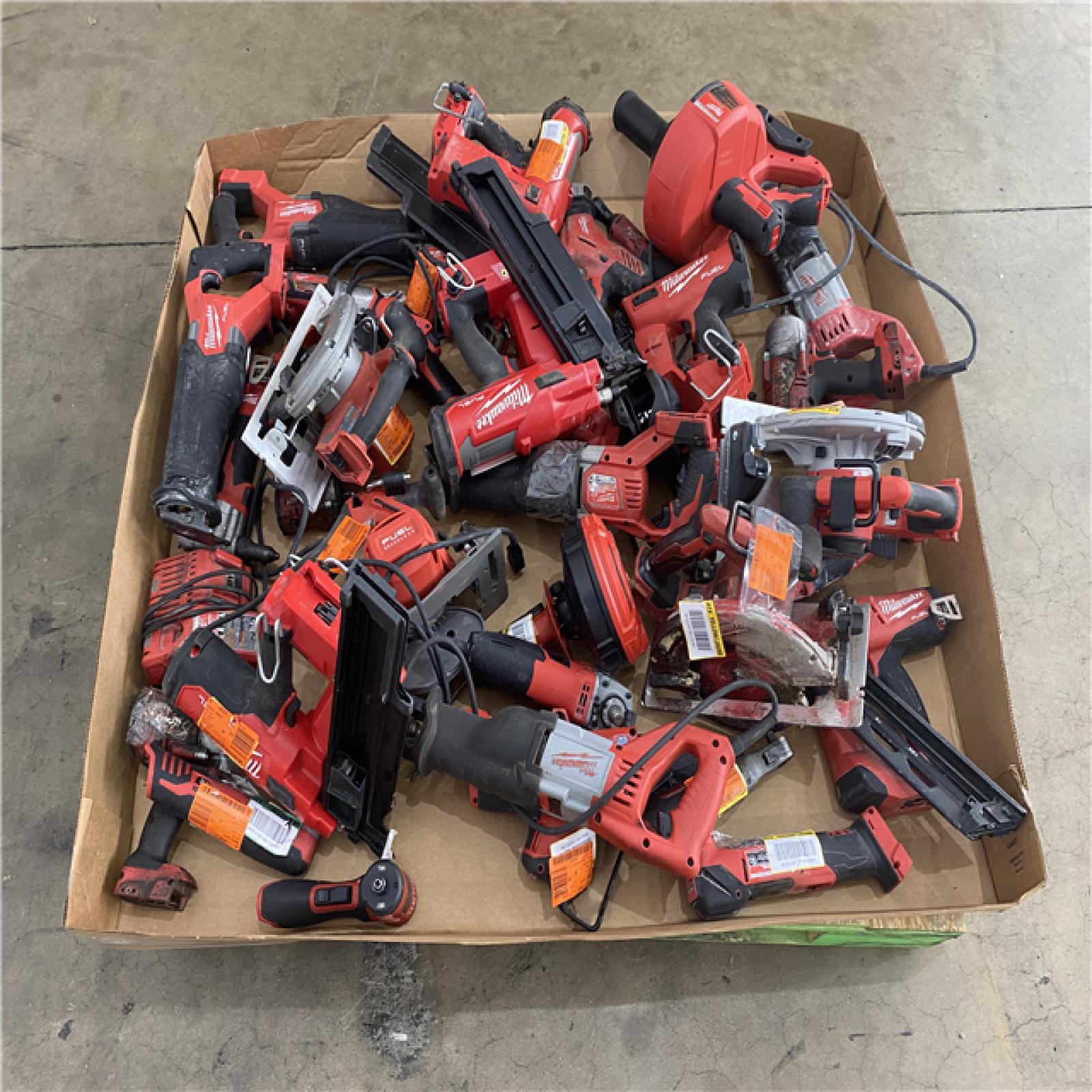 Houston Location AS IS - Tool Pallet