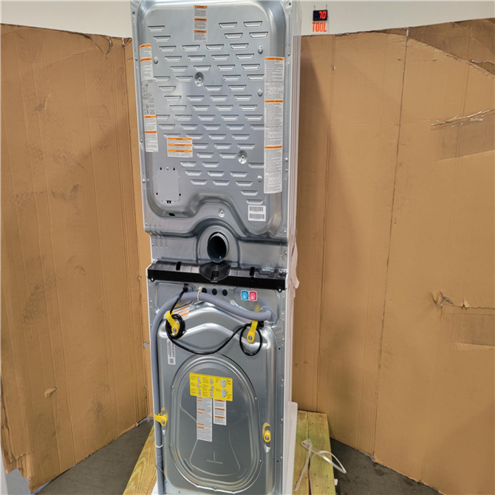CALIFORNIA APPEARS BRAND NEW ELECTROLUX LAUNDRY TOWER