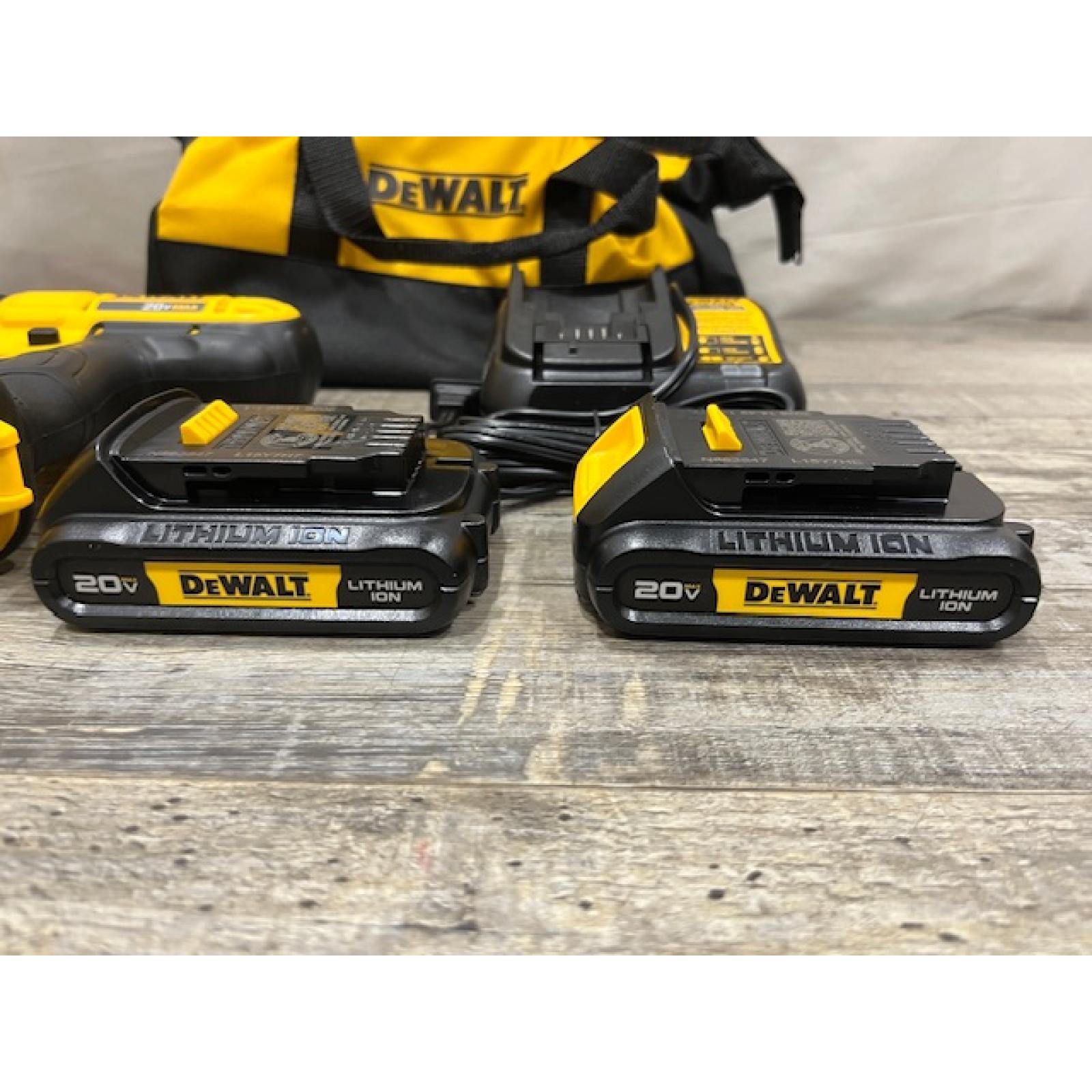AS-IS DEWALT 20V MAX Cordless 1/2 in. Drill/Driver Kit