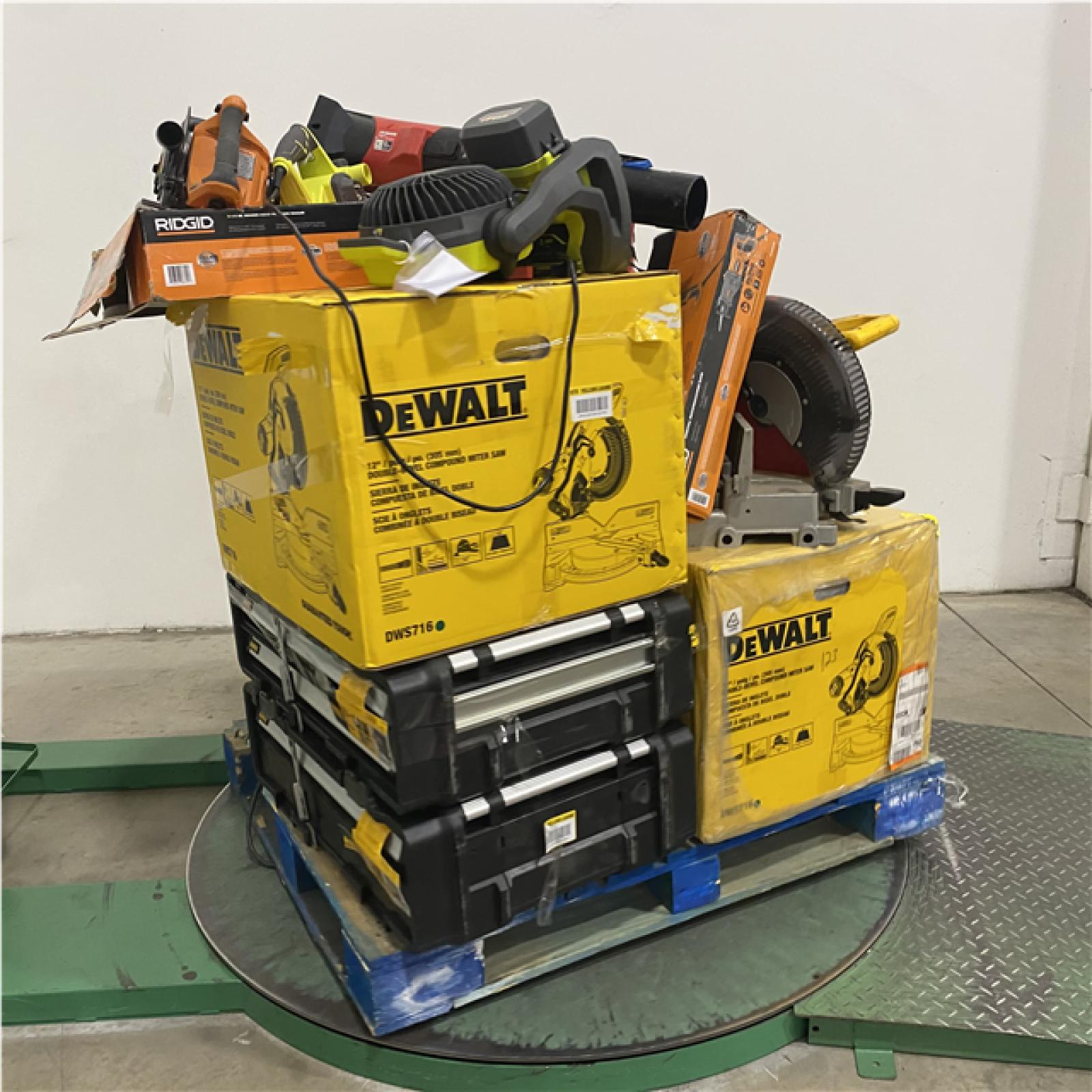 Dallas Location - As-Is Tool Pallet