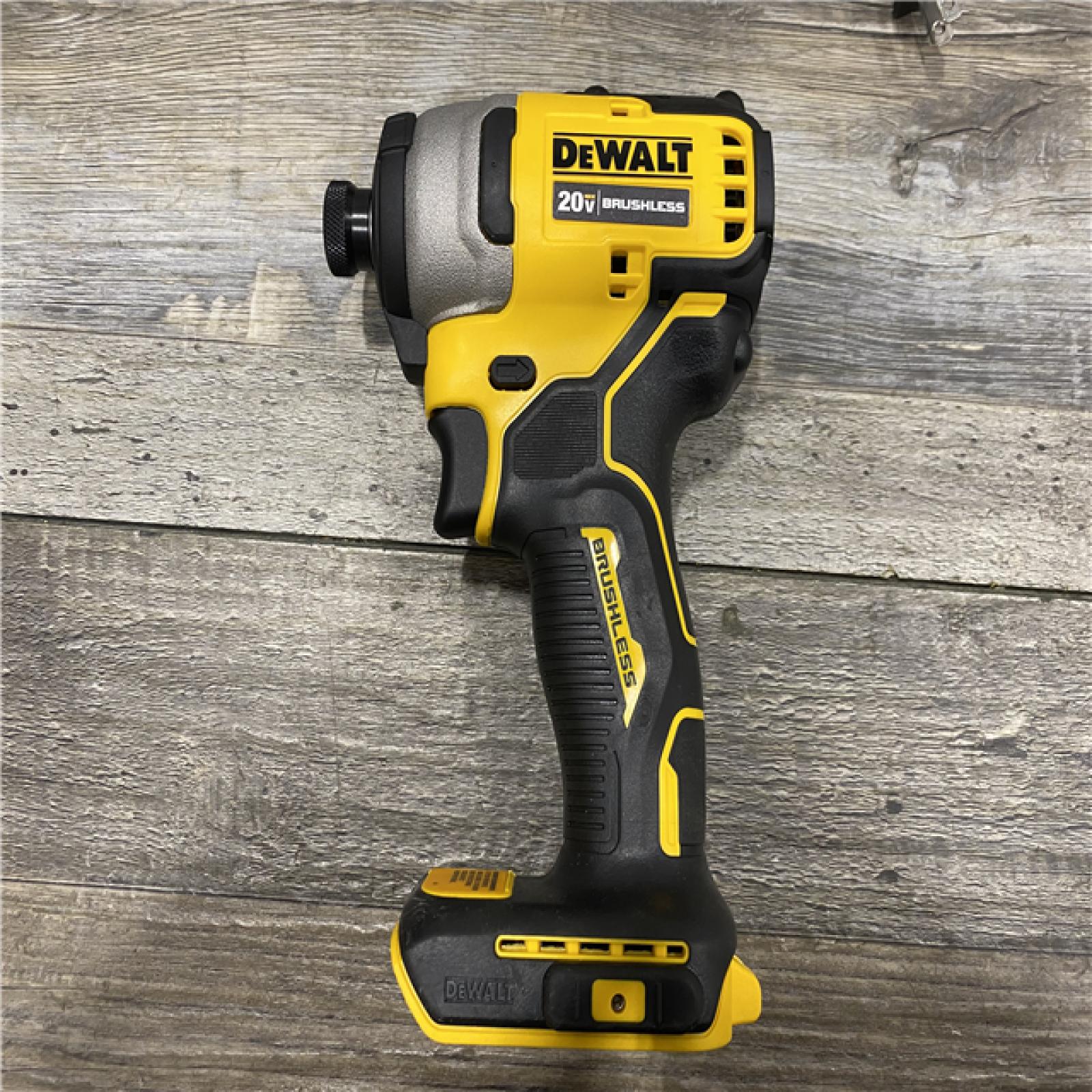 AS-IS DEWALT Atomic 20V Max Lithium-Ion Brushless Cordless Compact 1/4 in. Impact Driver Kit