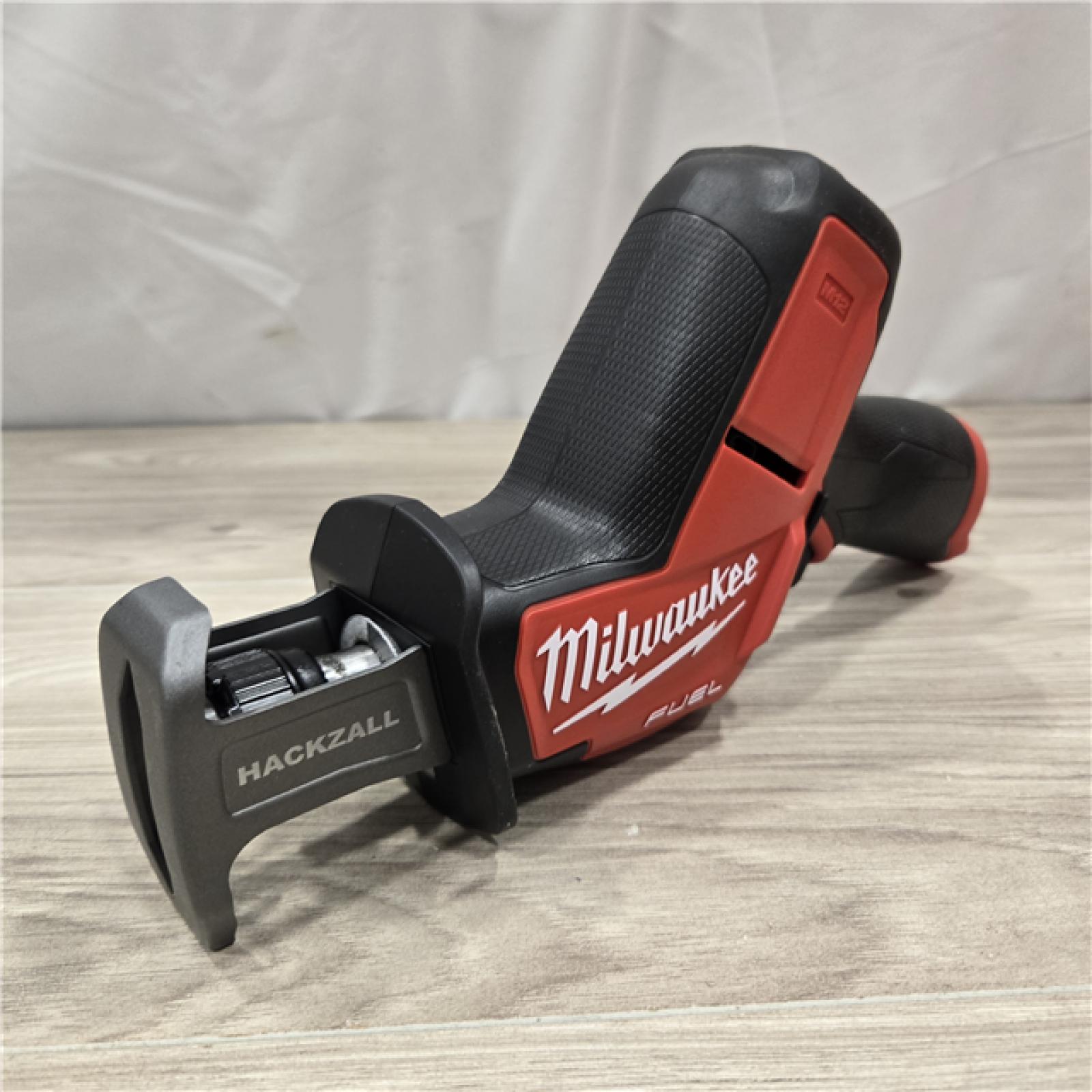 AS-IS Milwaukee M12 FUEL 12V Cordless HACKZALL Reciprocating Saw Kit