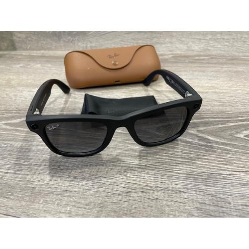 AS-IS  Ray-Ban Meta Wayfarer RW4008