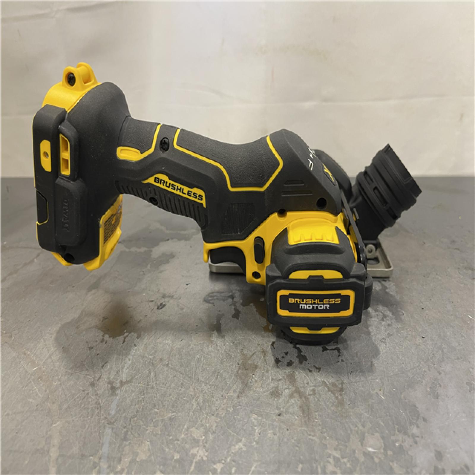 AS-IS - DeWalt 20V XR Cordless 3 in. Cut-Off Tool