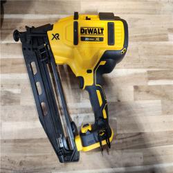 HOUSTON LOCATION - AS-IS (APPEARS LIKE NEW) DEWALT 20V MAX XR 16-Gauge Electric Cordless Angled Finishing Nailer Kit