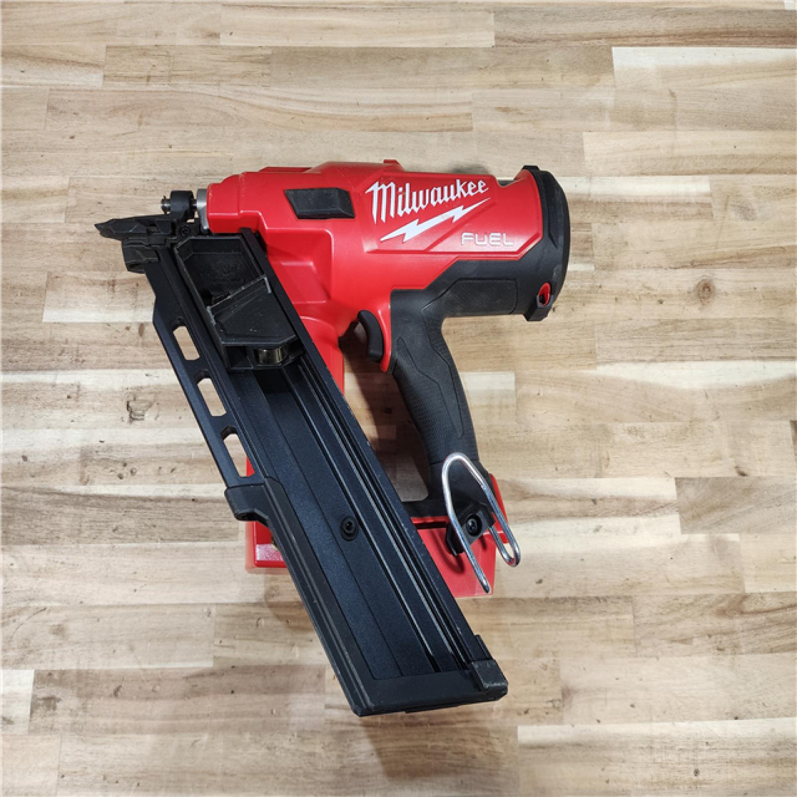 HOUSTON LOCATION - AS-IS Milwaukee  FUEL 3-1/2 in. 18-Volt 30-Degree Lithium-Ion Brushless Cordless Framing Nailer (Tool-Only)
